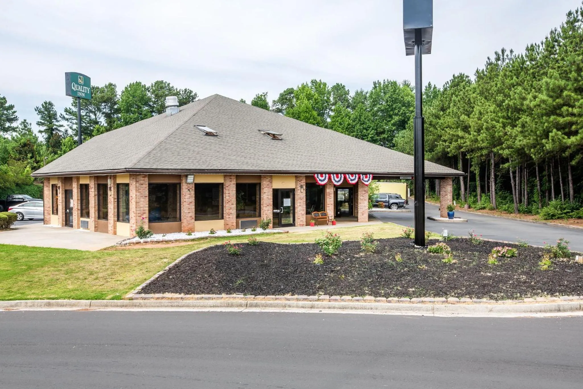 Property building in Quality Inn Stockbridge Atlanta South