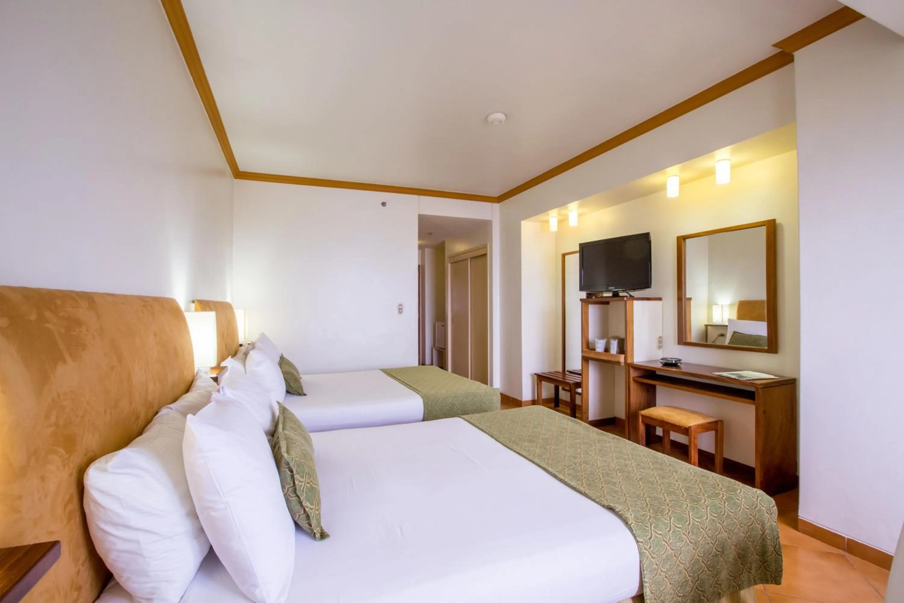 Photo of the whole room, Bed in Hotel Olé Caribe