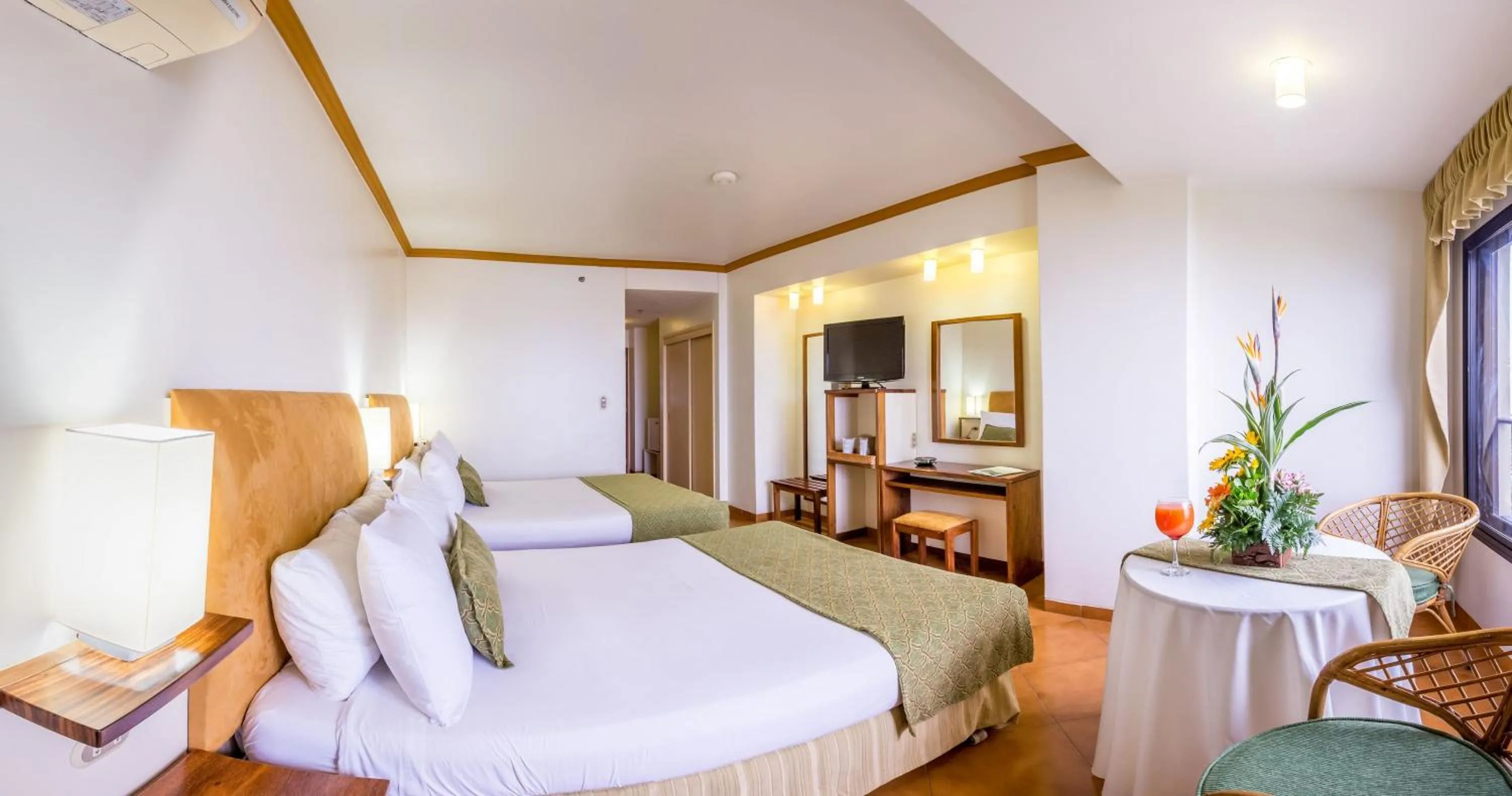 Photo of the whole room, Bed in Hotel Olé Caribe