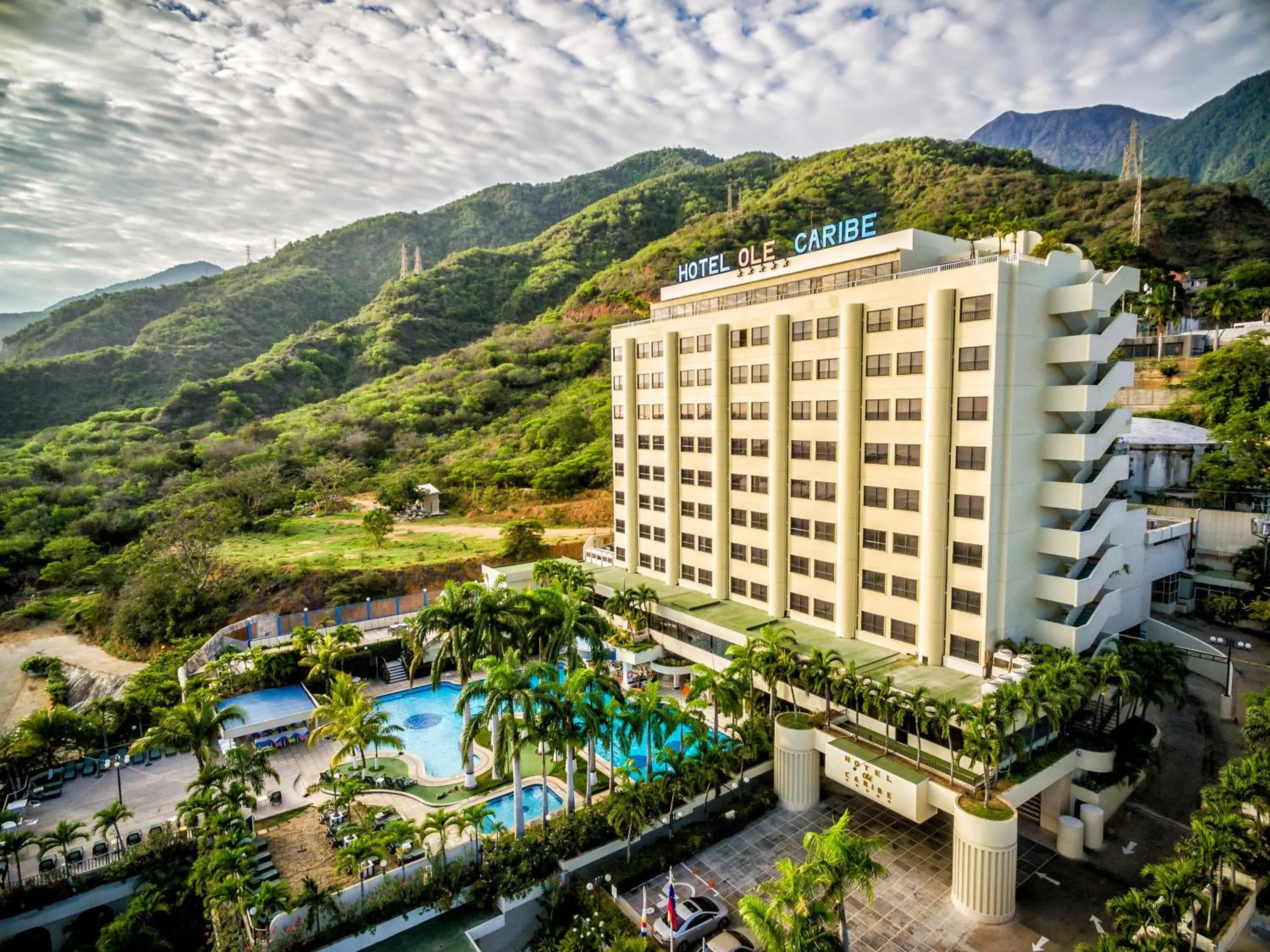 Property building in Hotel Olé Caribe