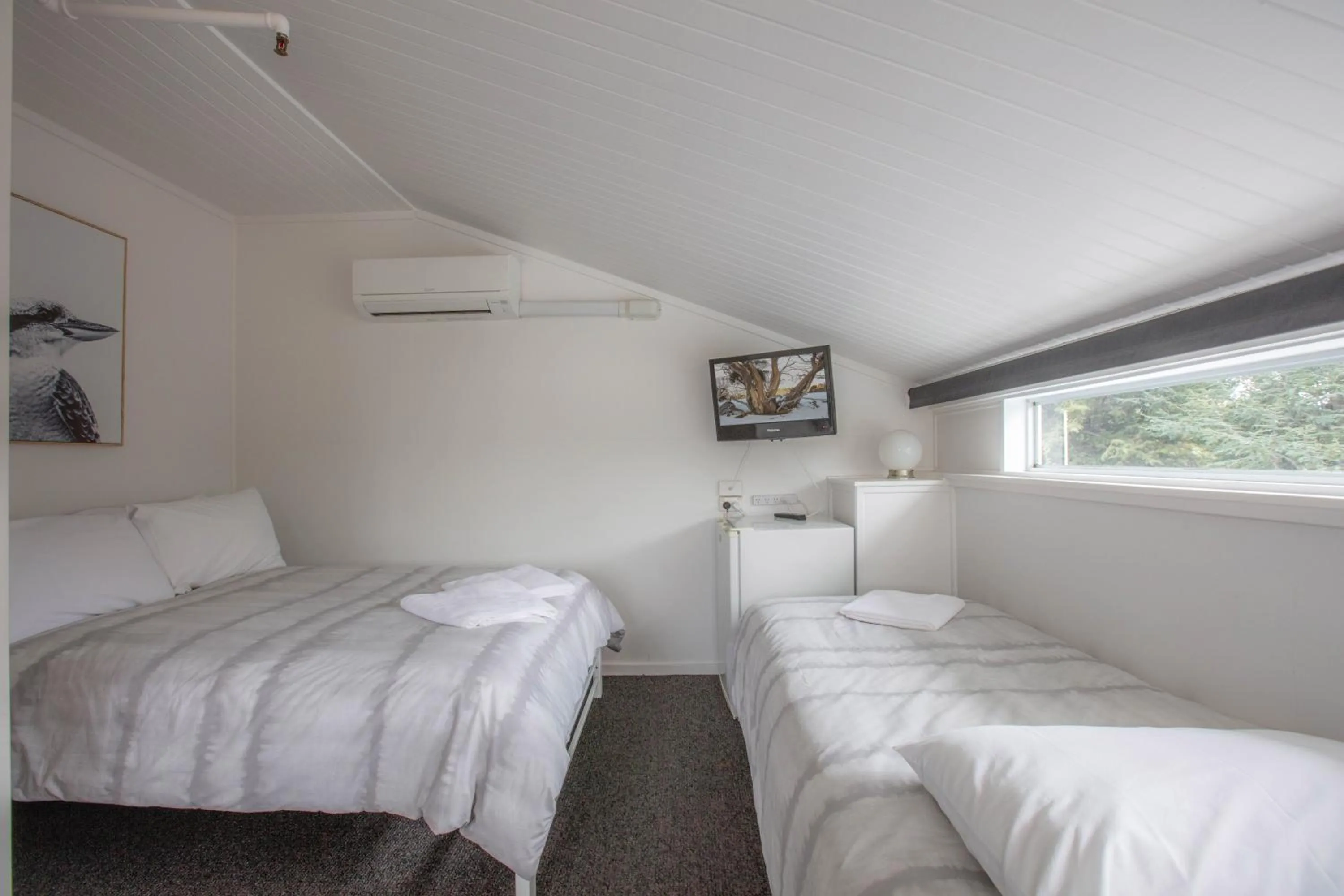 Bed in Kookaburra Lodge