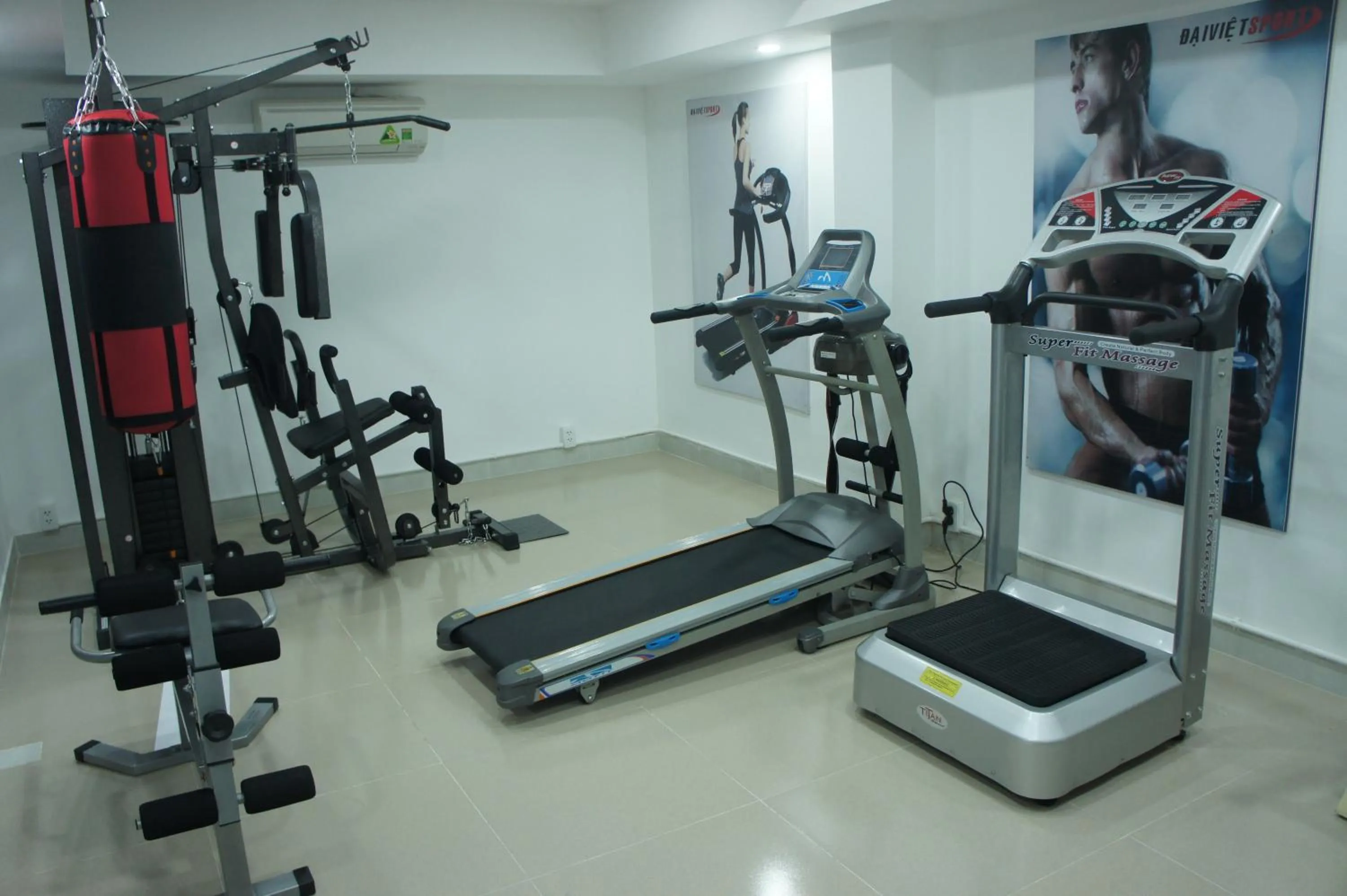 Fitness centre/facilities in Hotel L'Odéon Phu My Hung