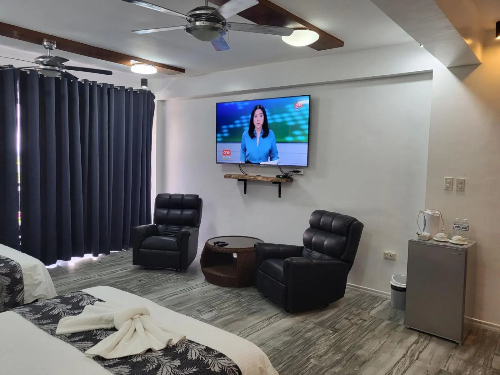 TV and multimedia, Bed in Manarra Sea View Resort