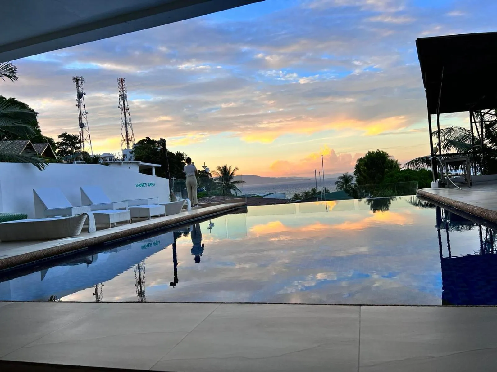 Sunset in Manarra Sea View Resort