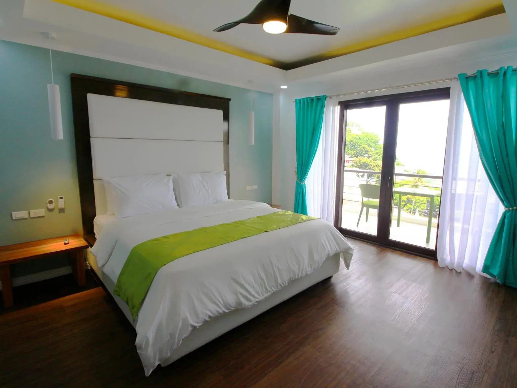 Junior Suite in Manarra Sea View Resort Junior Suite in Manarra Sea View Resort