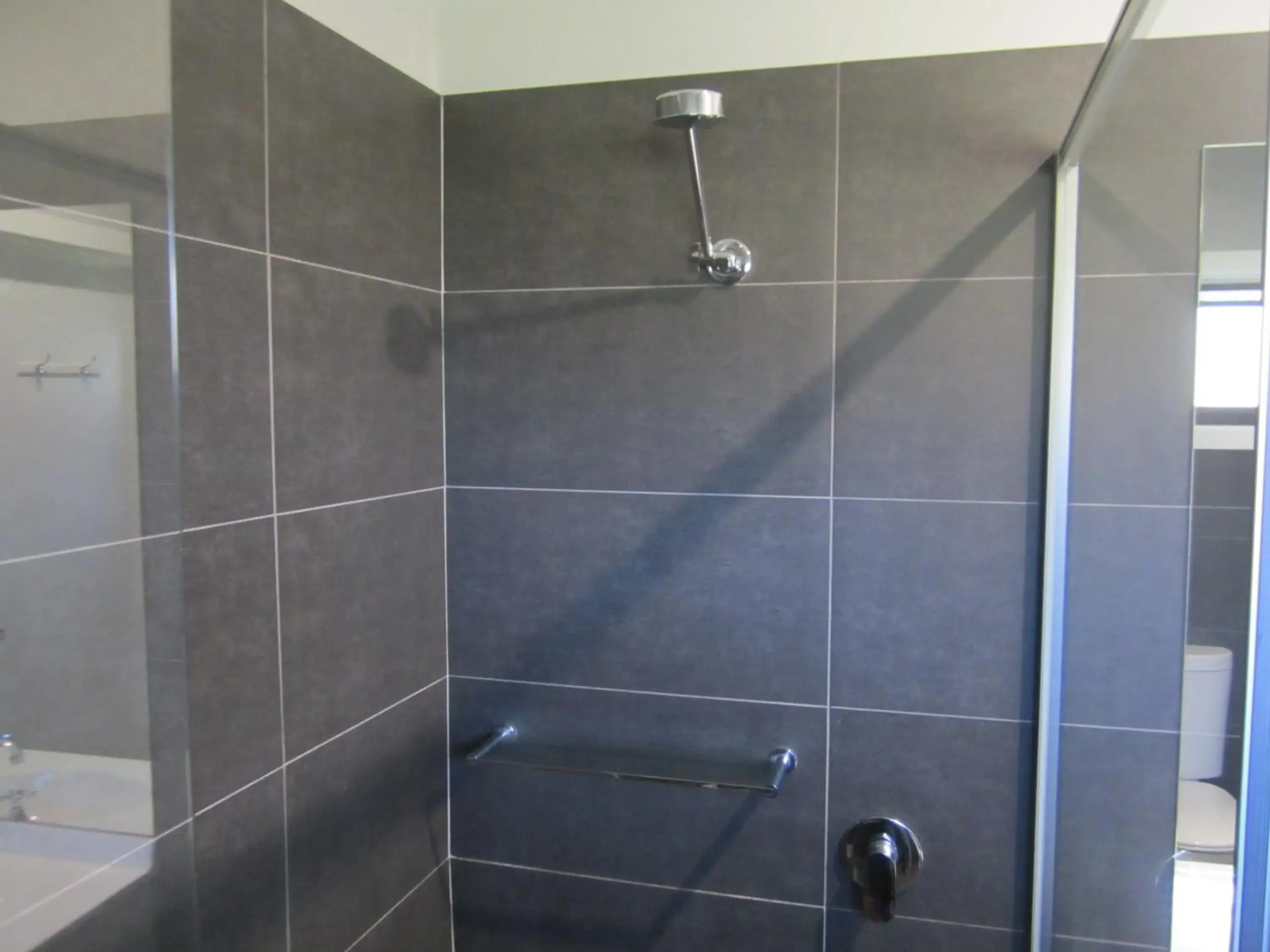 Deluxe Queen Room in Snowgum Motel Deluxe Queen Room in Snowgum Motel