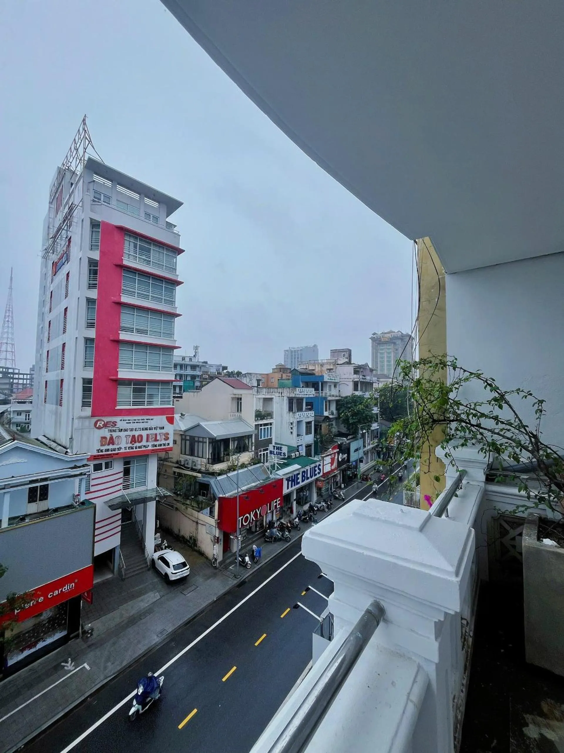 Property building in Jade Hotel