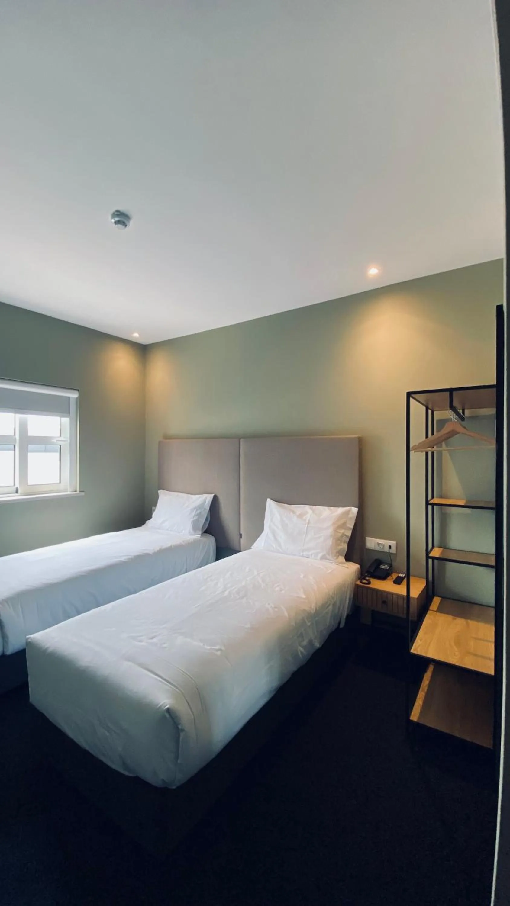 Bedroom, Bed in Albufeira Lounge Hotel