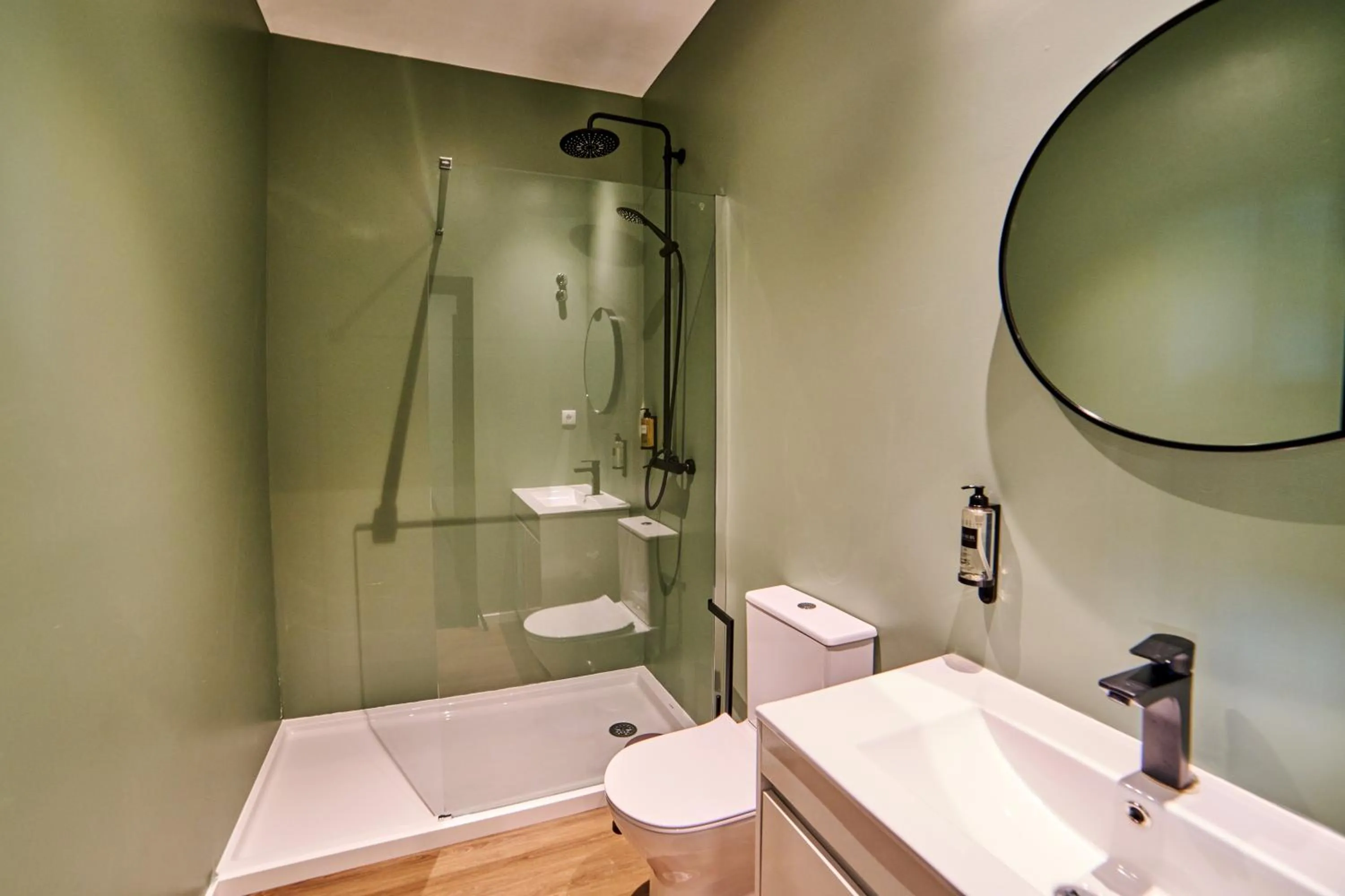 Bathroom in Albufeira Lounge Hotel