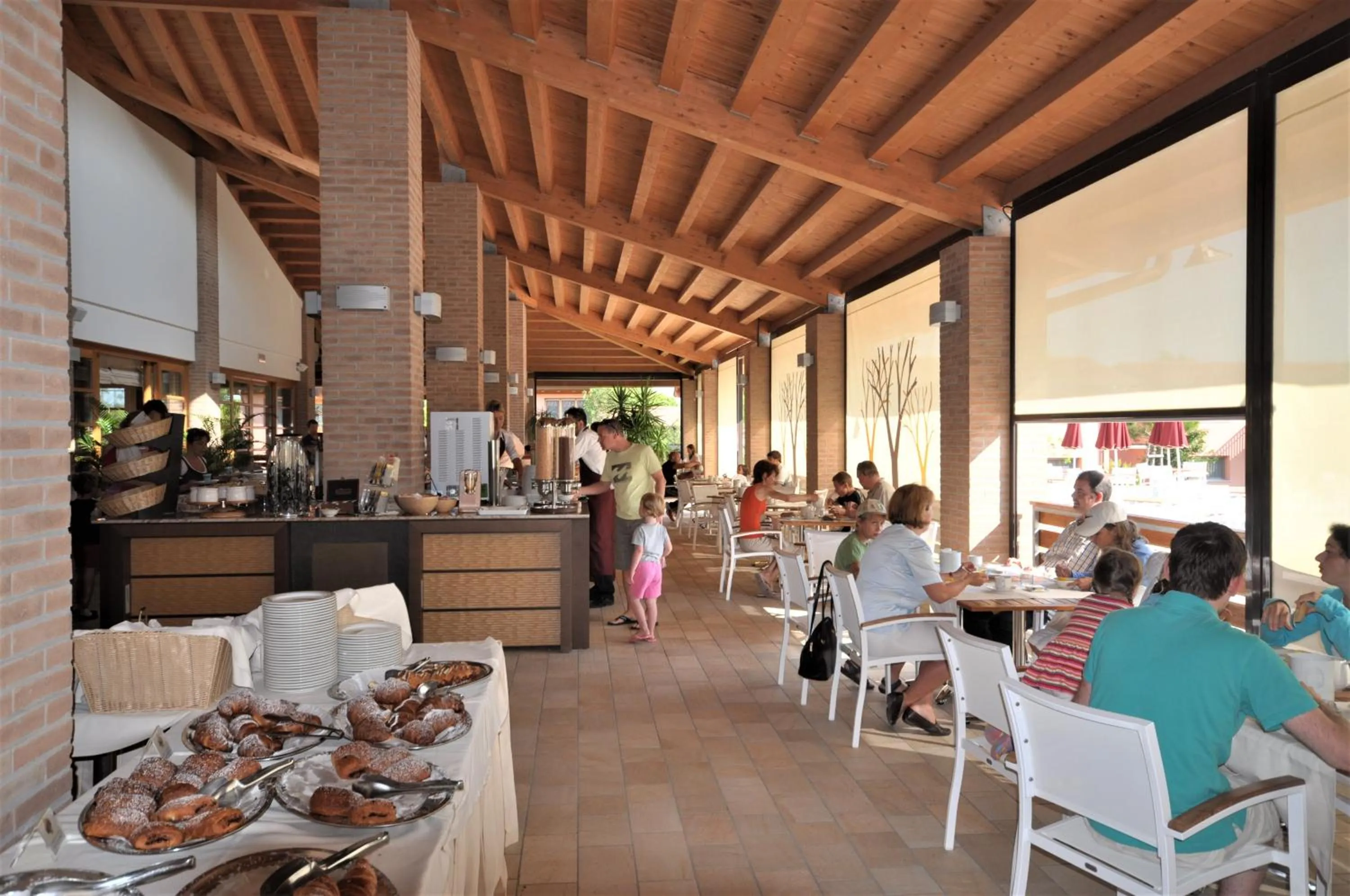 Food and drinks in Green Village Eco Resort