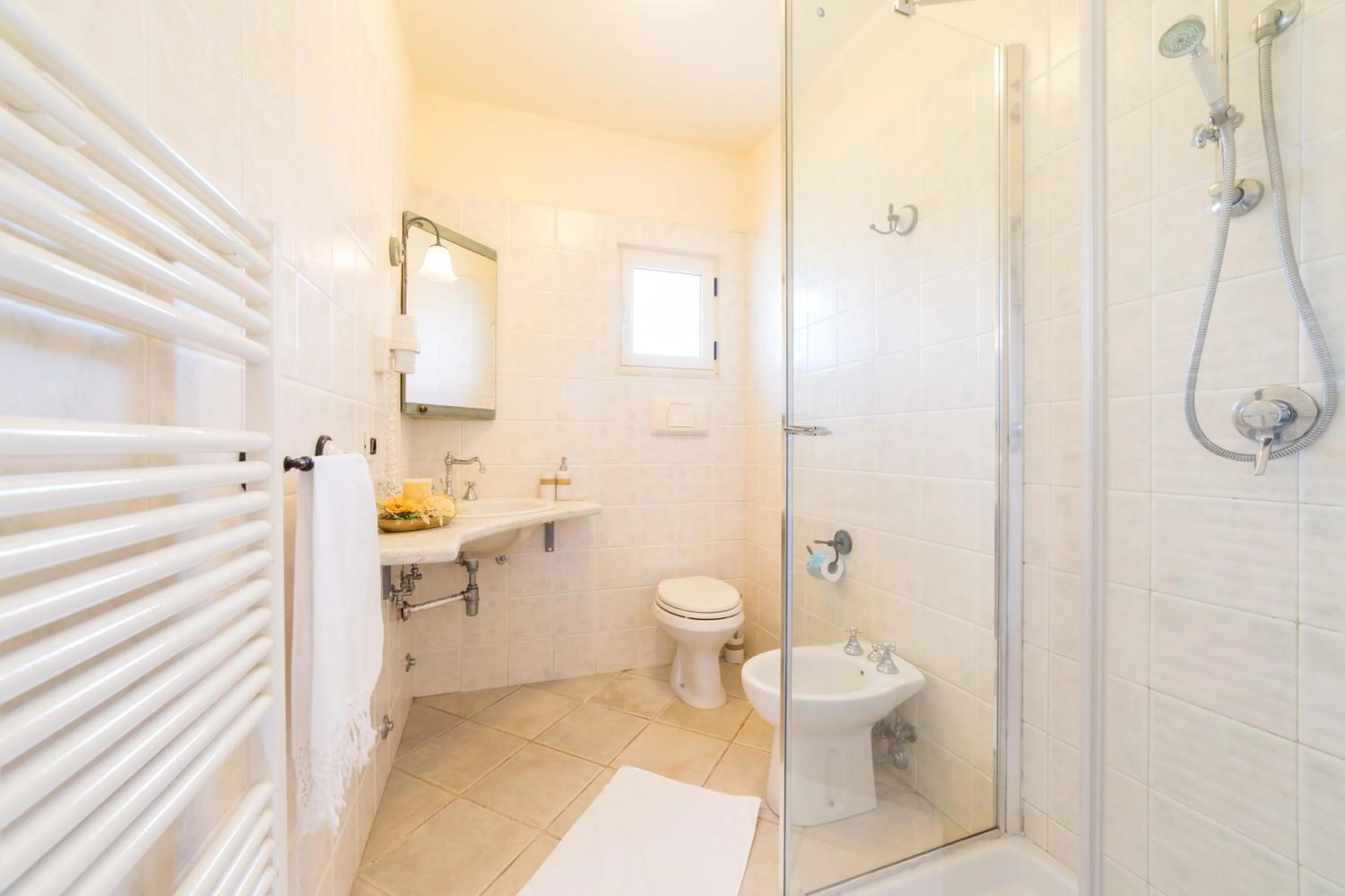 Shower in Tenuta del Barco WineRestaurant and Hospitality