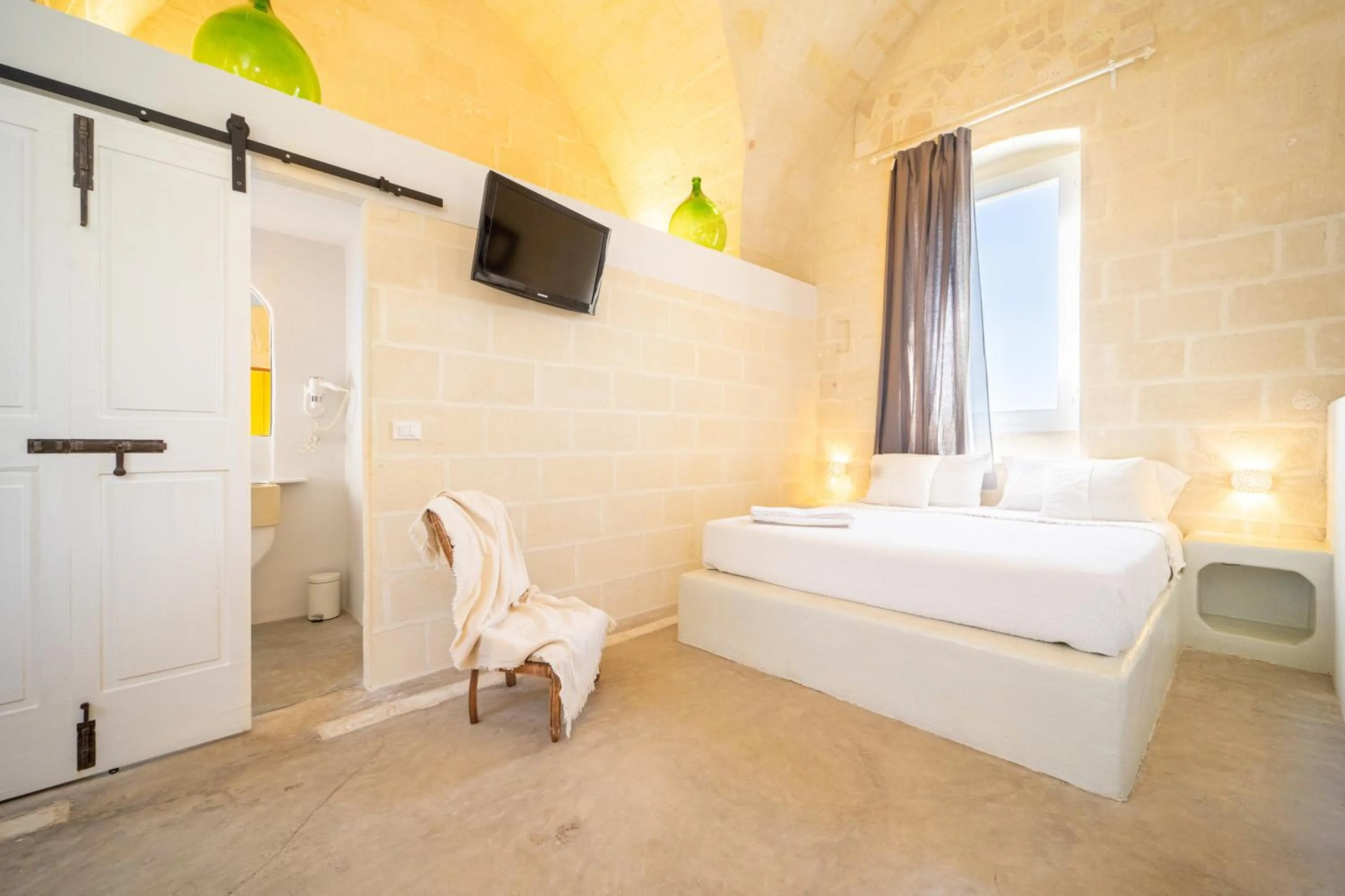 Bed in Tenuta del Barco WineRestaurant and Hospitality