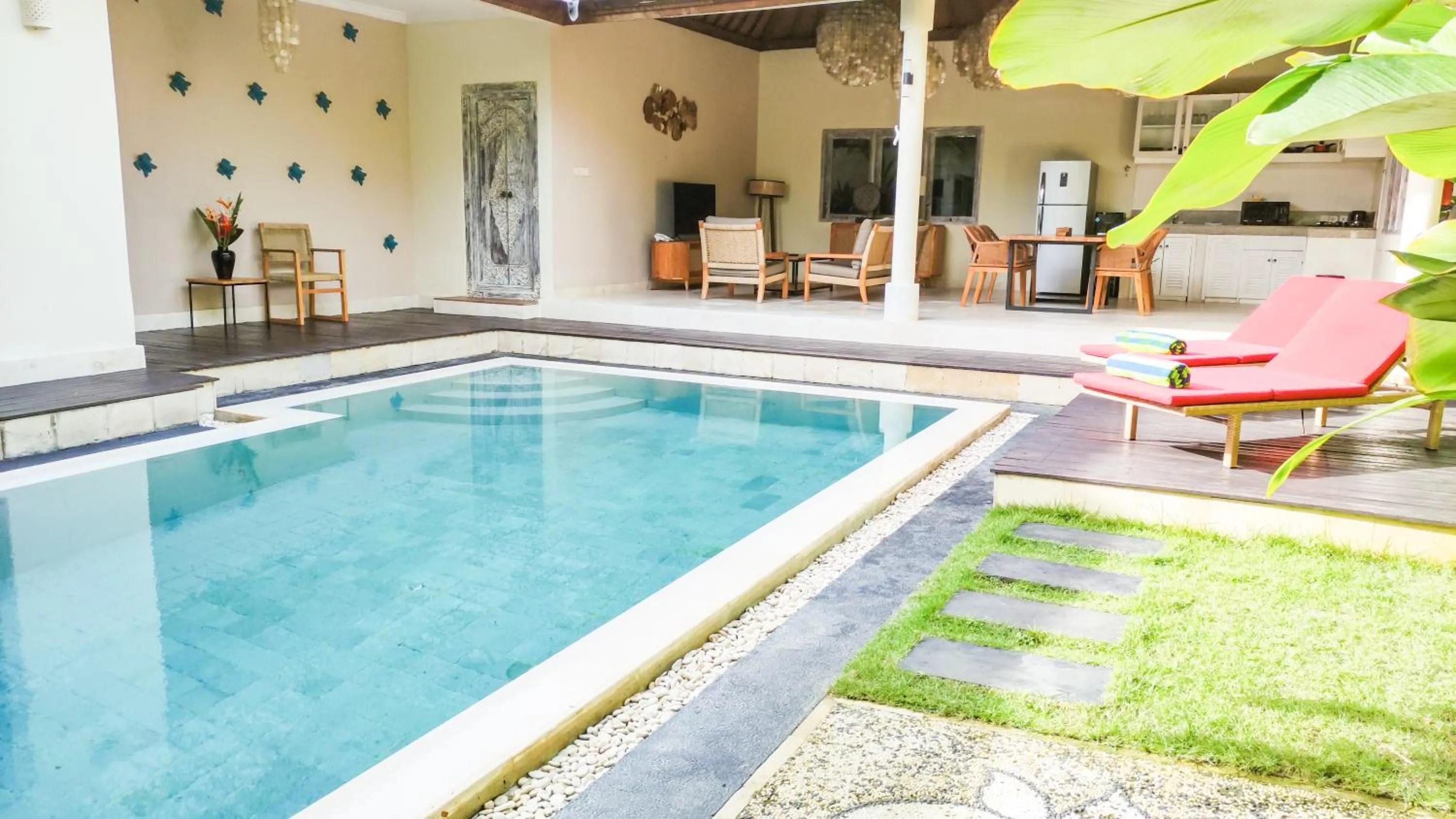 Pool view in Seminyak Square Hotel And Villas