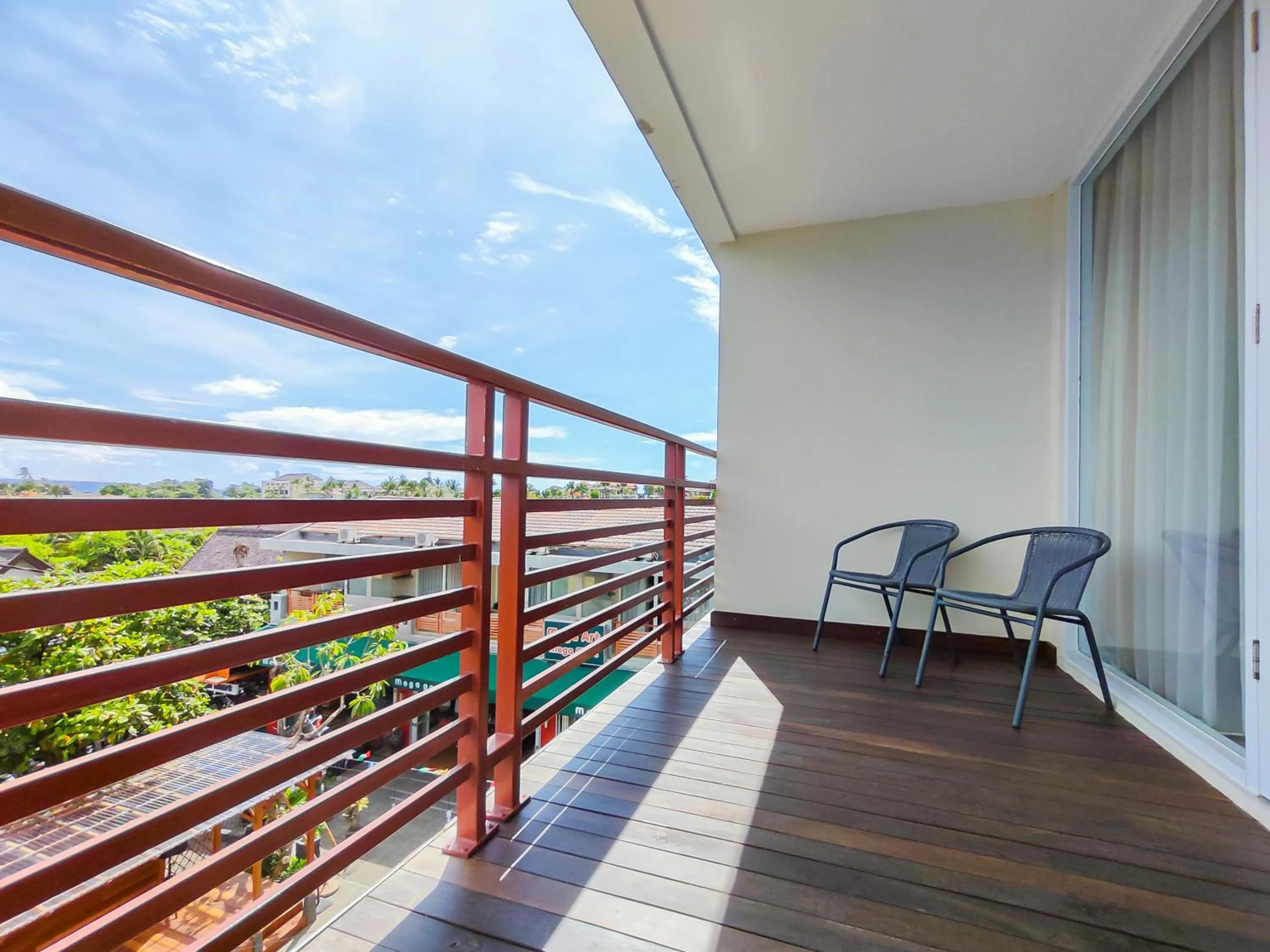 Patio in Seminyak Square Hotel And Villas