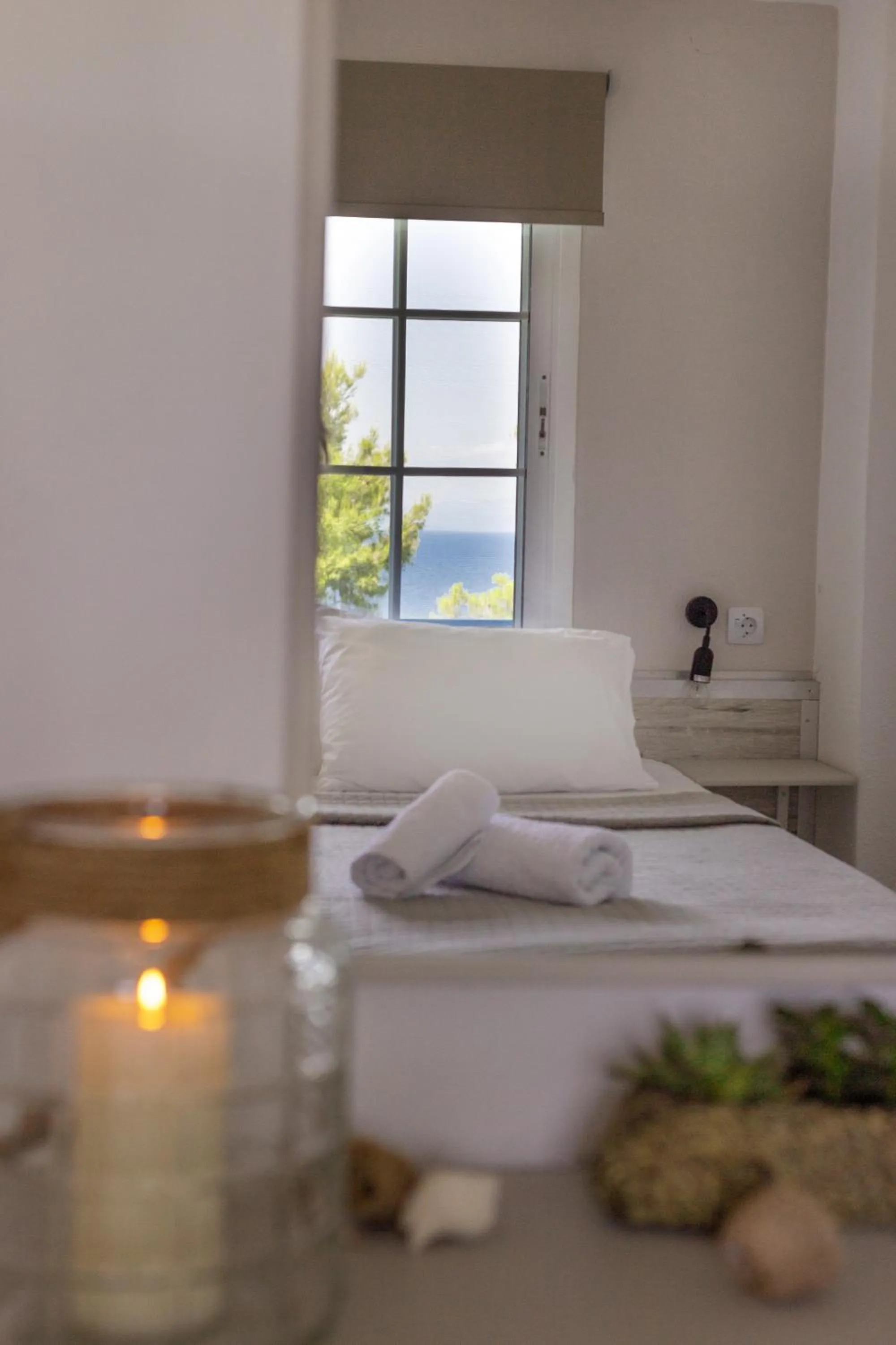 Bed in Roditsa Patritsia Apartments