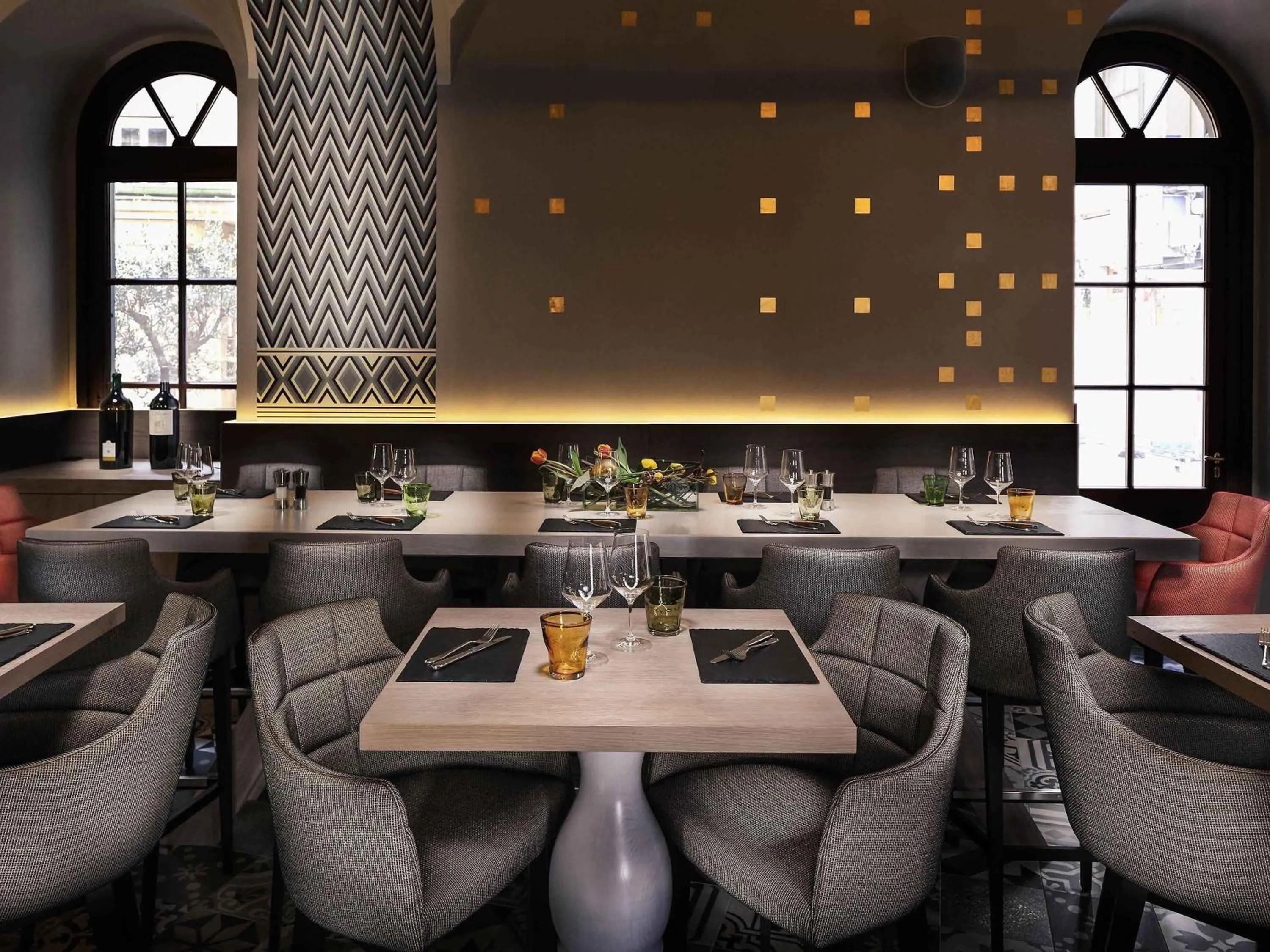 Restaurant/places to eat in Mercure Vienna First