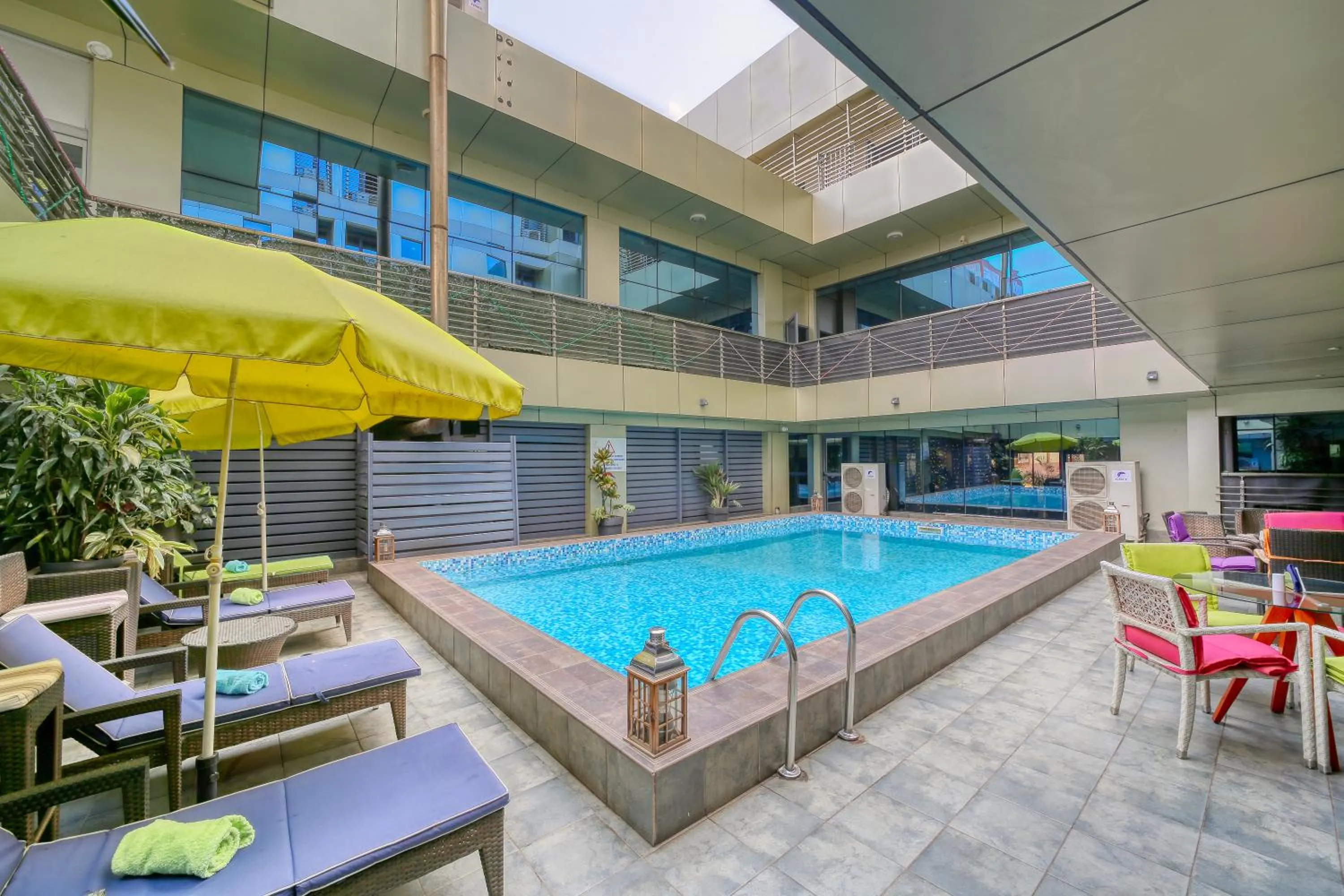 Swimming pool in Hotel La Falaise Yaounde