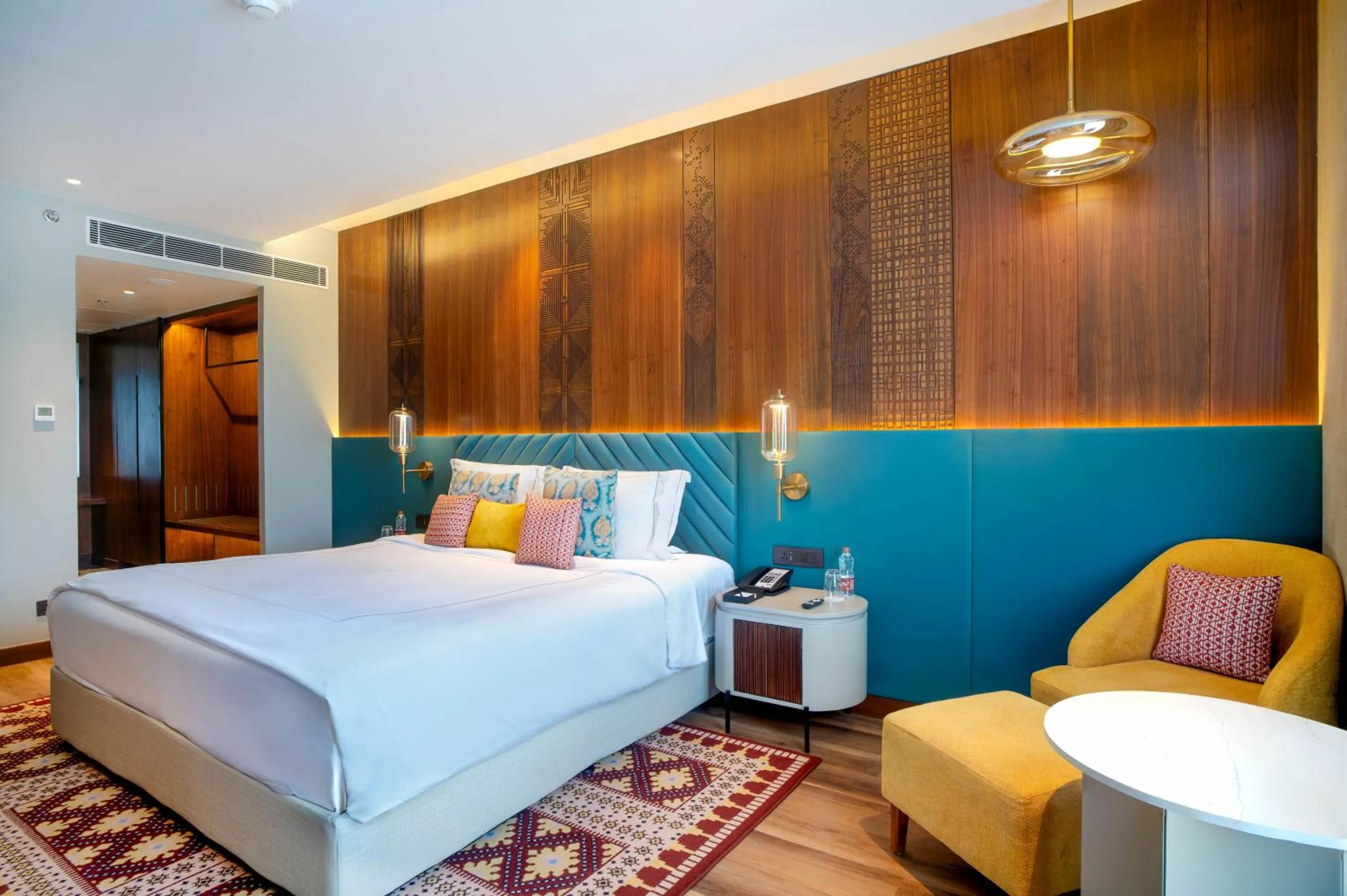 Bedroom, Bed in Taj Mussoorie Foothills, Dehradun