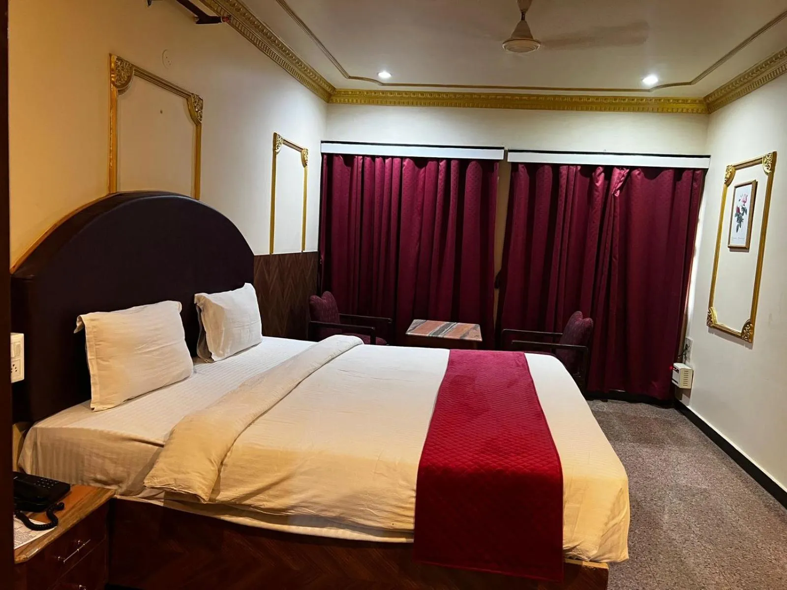 Hotel I K London Residency