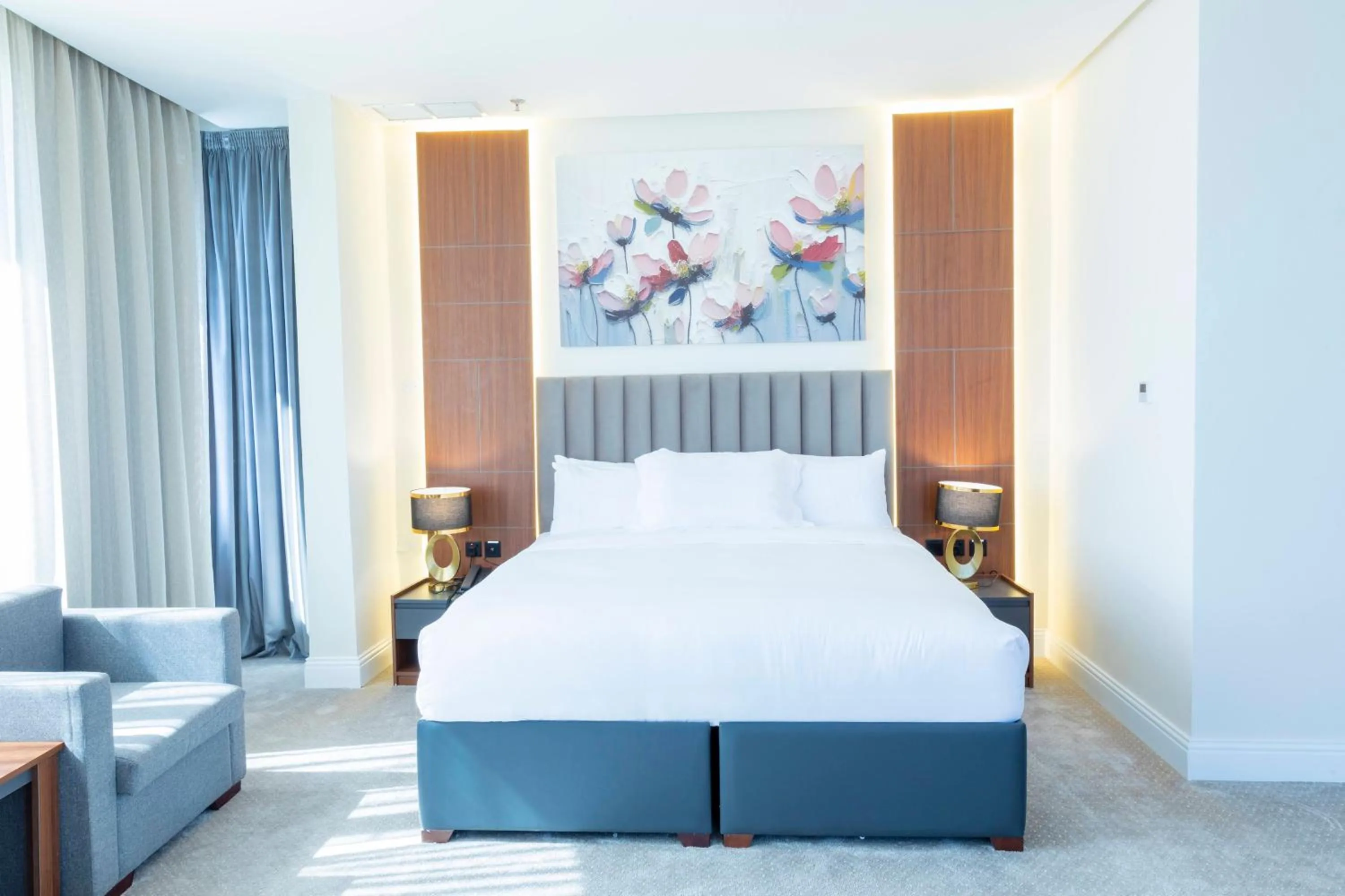 Bedroom, Bed in Park Avenues Hotel