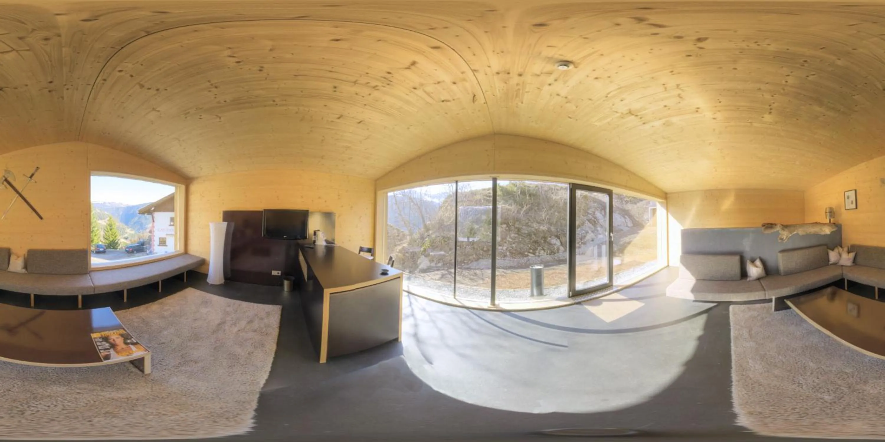 Living room in Refugio Laudegg