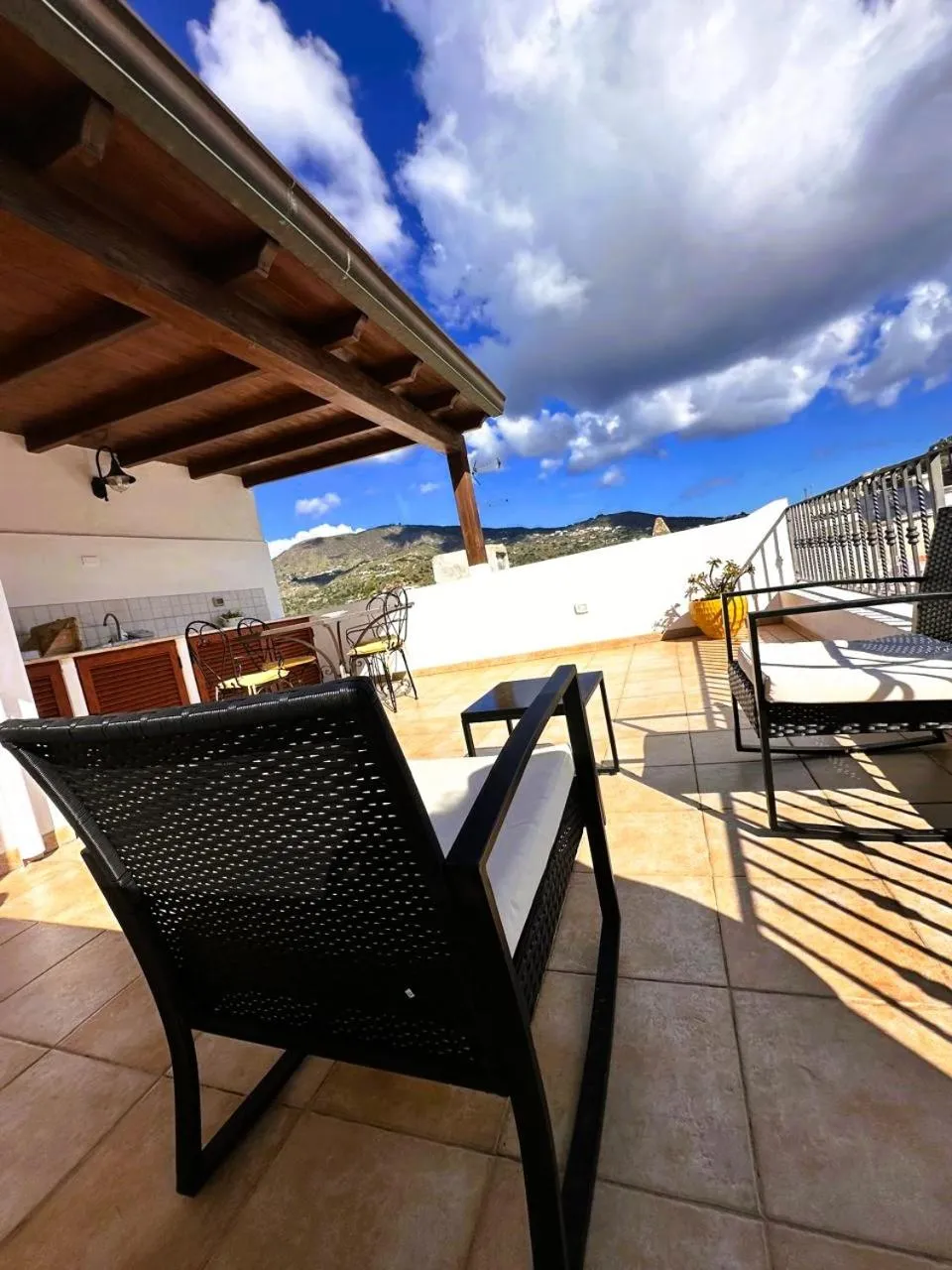 Patio in Malvasia 70