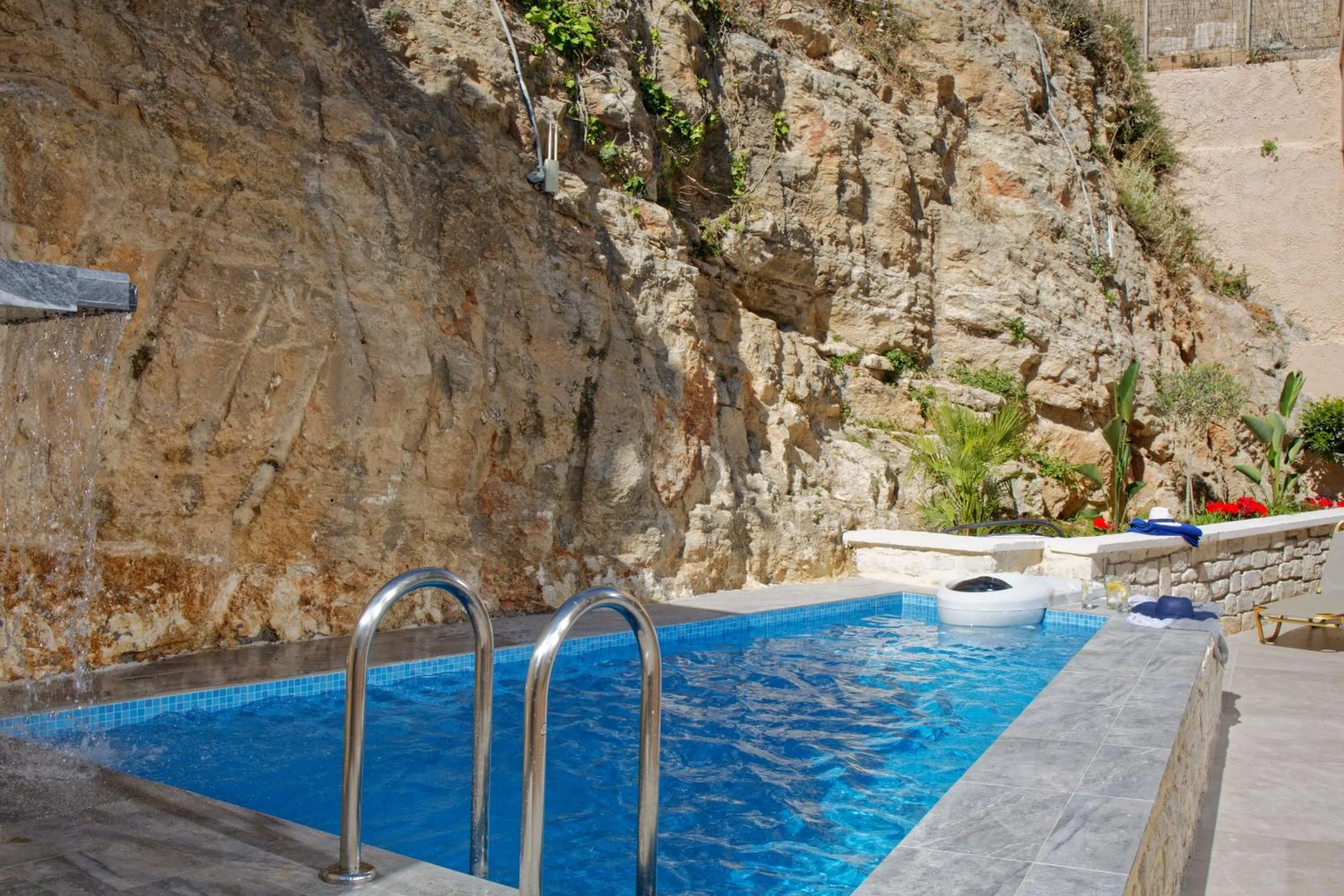 Swimming pool in Archipelagos Hotel