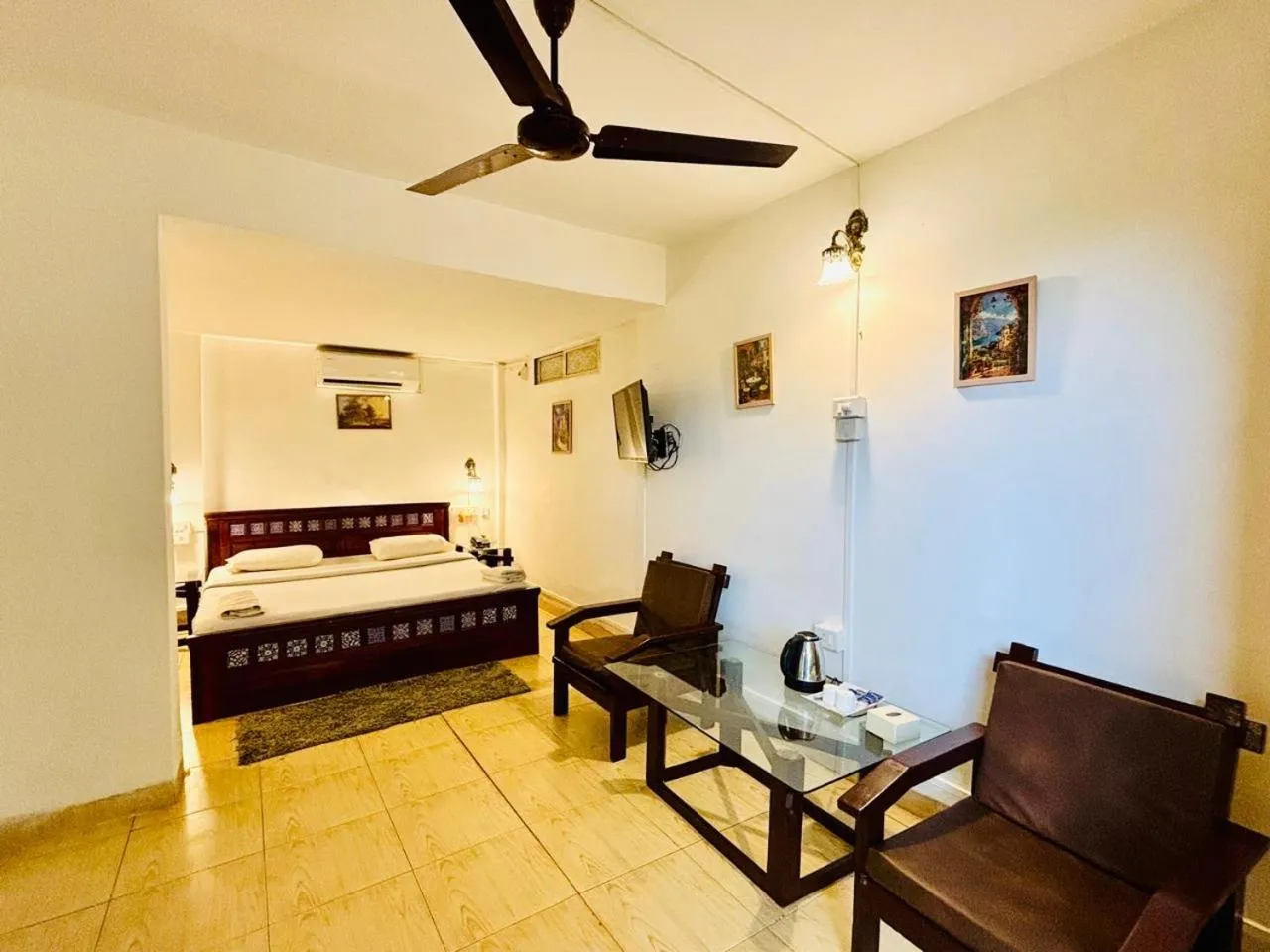 Bed in Honeywood Holiday Homes