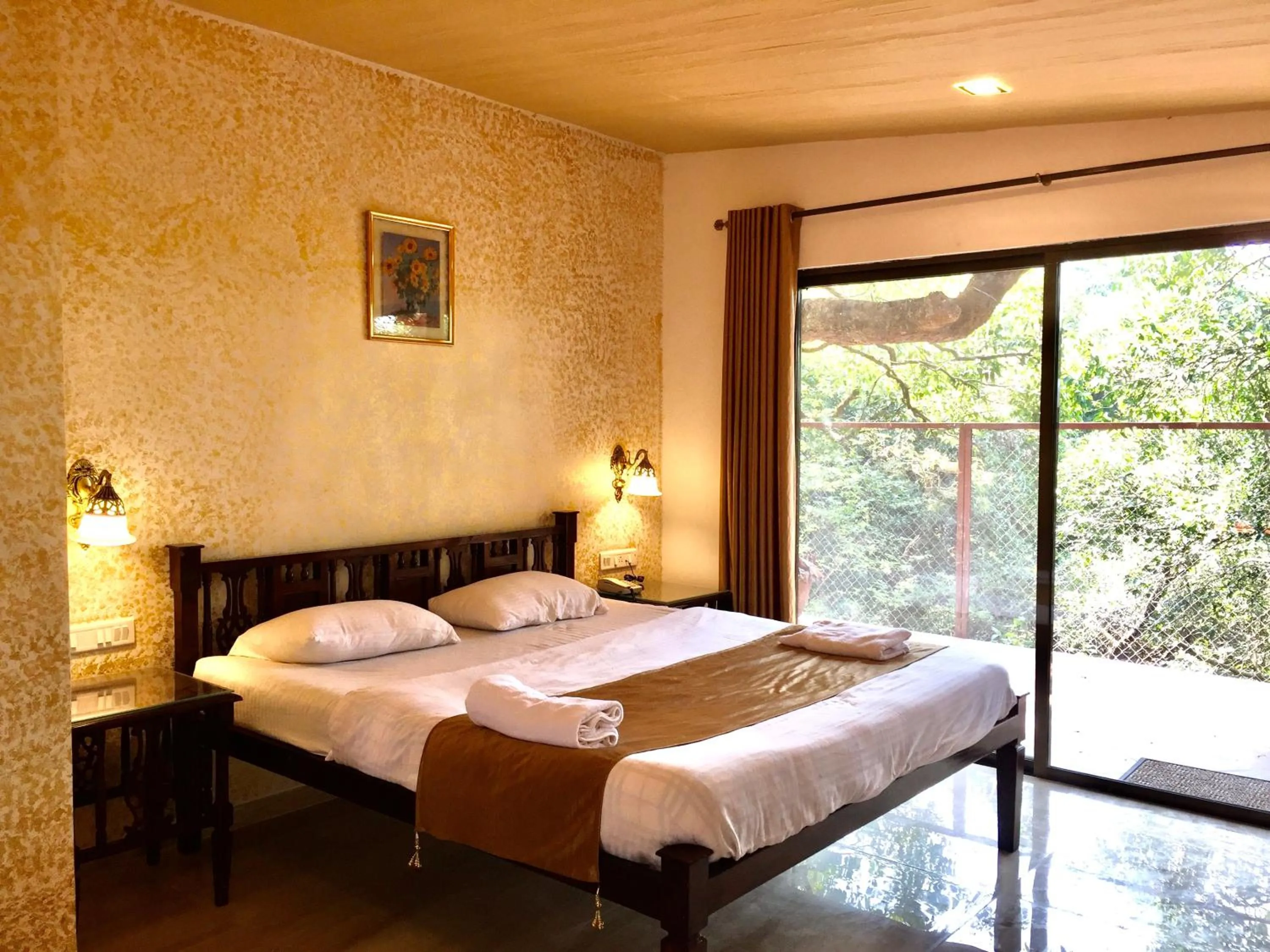 Bedroom, Bed in Honeywood Holiday Homes