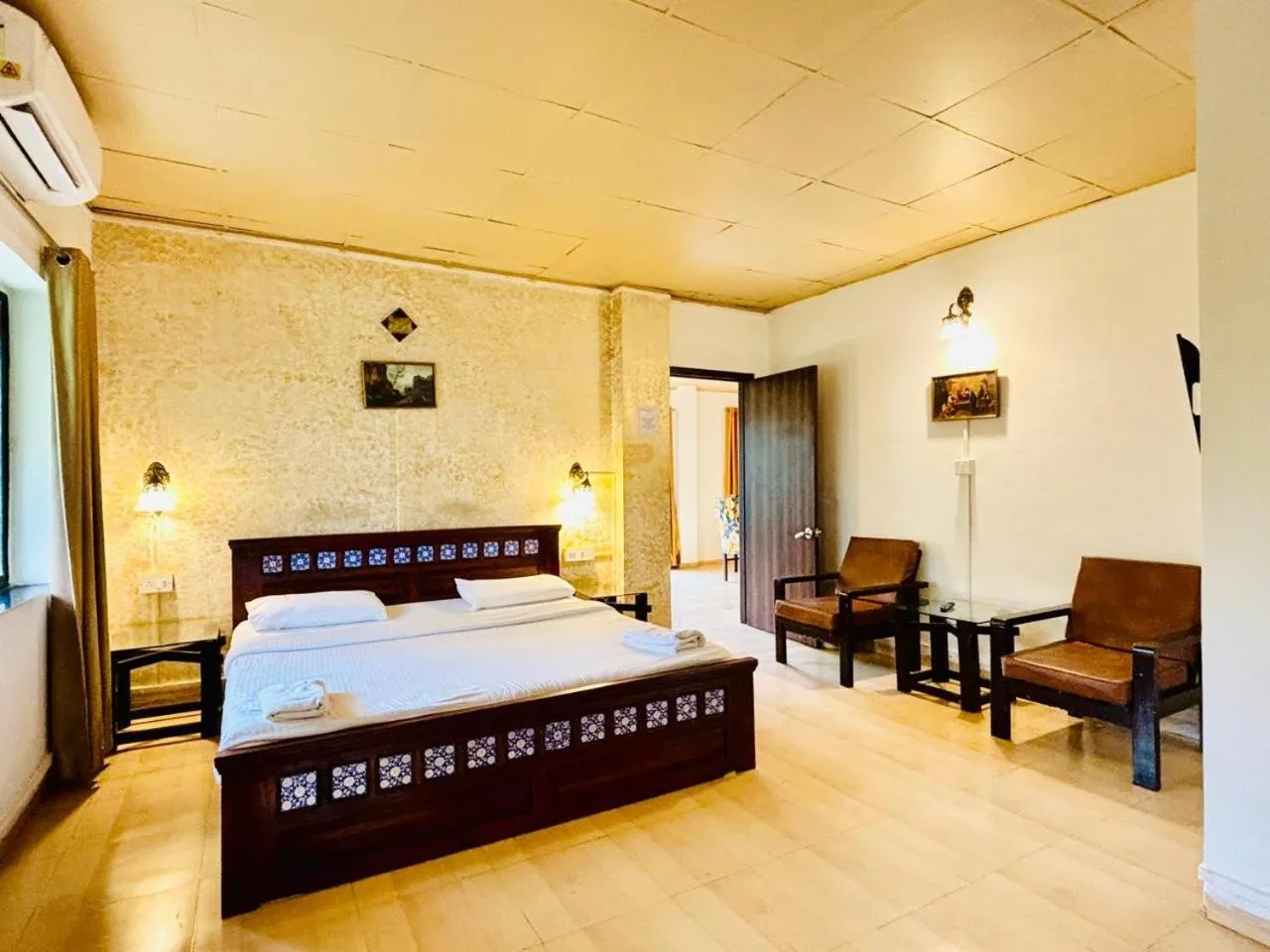 Bed in Honeywood Holiday Homes