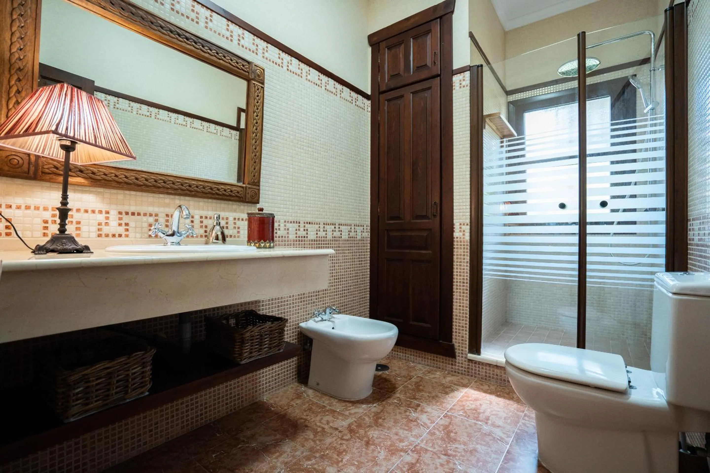 Shower in Hotel Azalea Playa