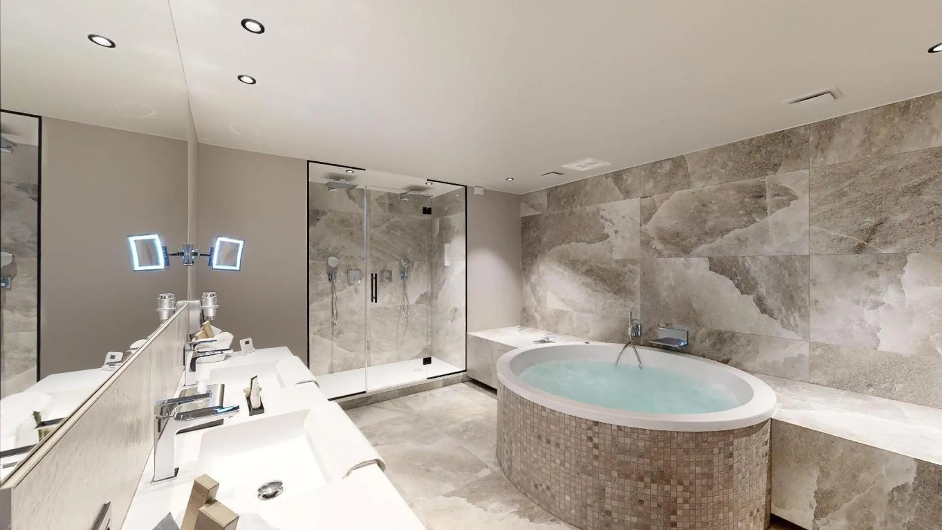 Bathroom in Van der Valk Hotel Mons Congres & Spa