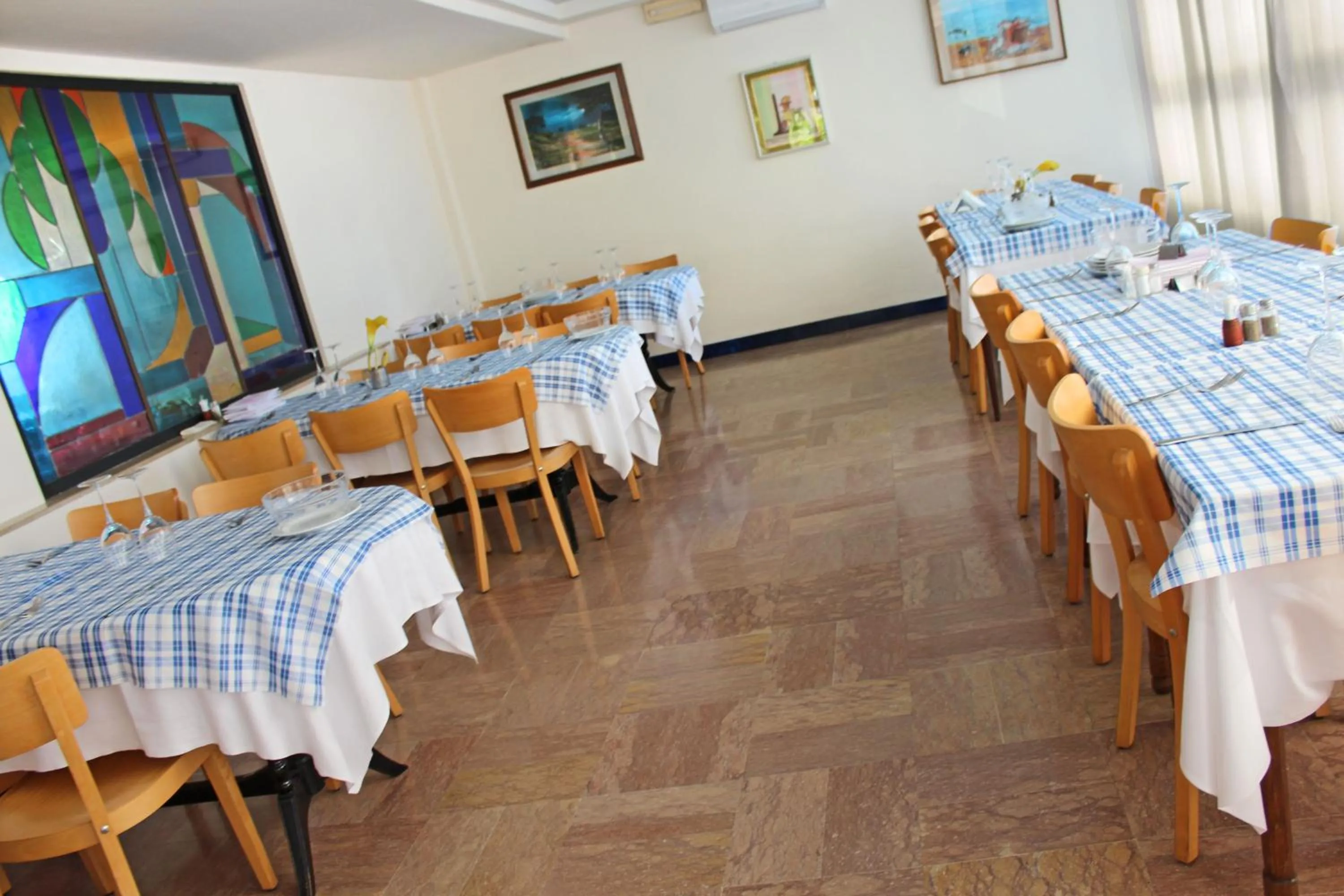 Lounge or bar in Hotel Bristol - a 30 mt dalla spiaggia