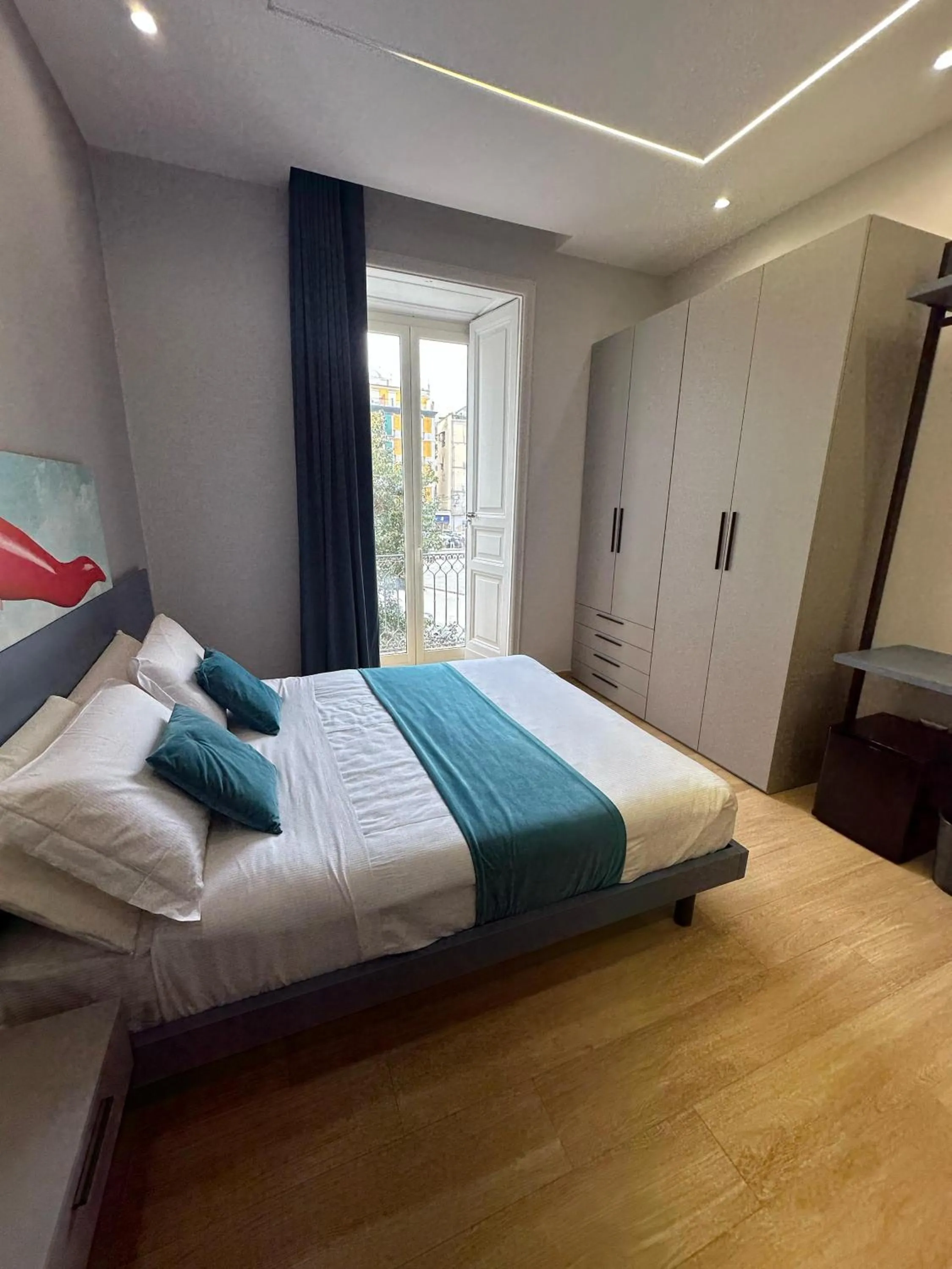 Photo of the whole room, Bed in Hotiday Napoli Astoria