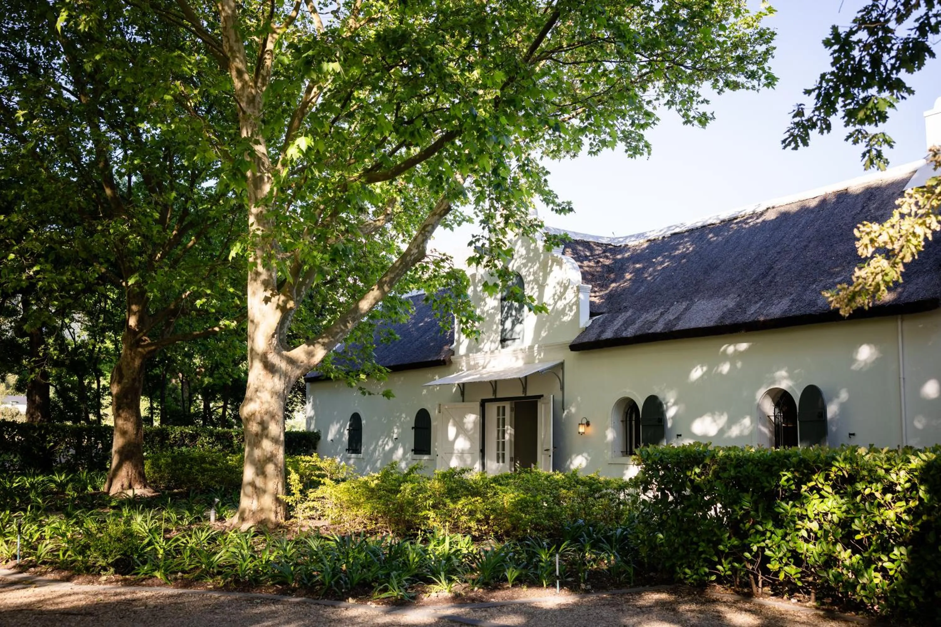 Property building in Grande Provence