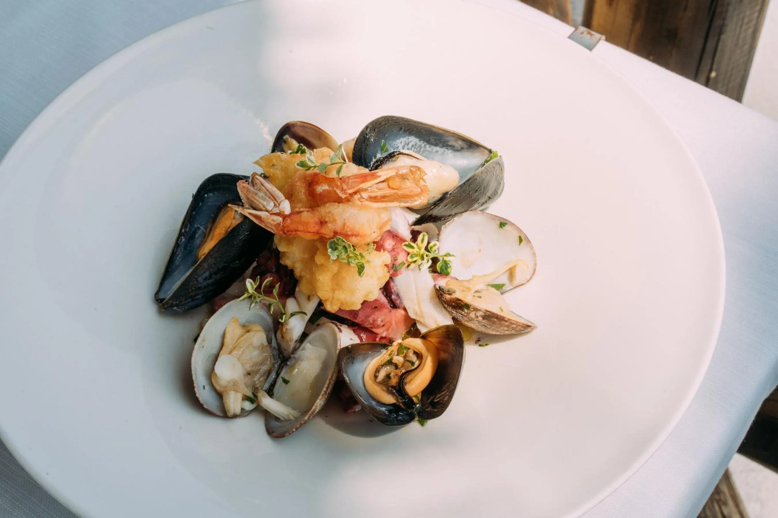 Restaurant/places to eat in Miramare Sea Resort & Spa