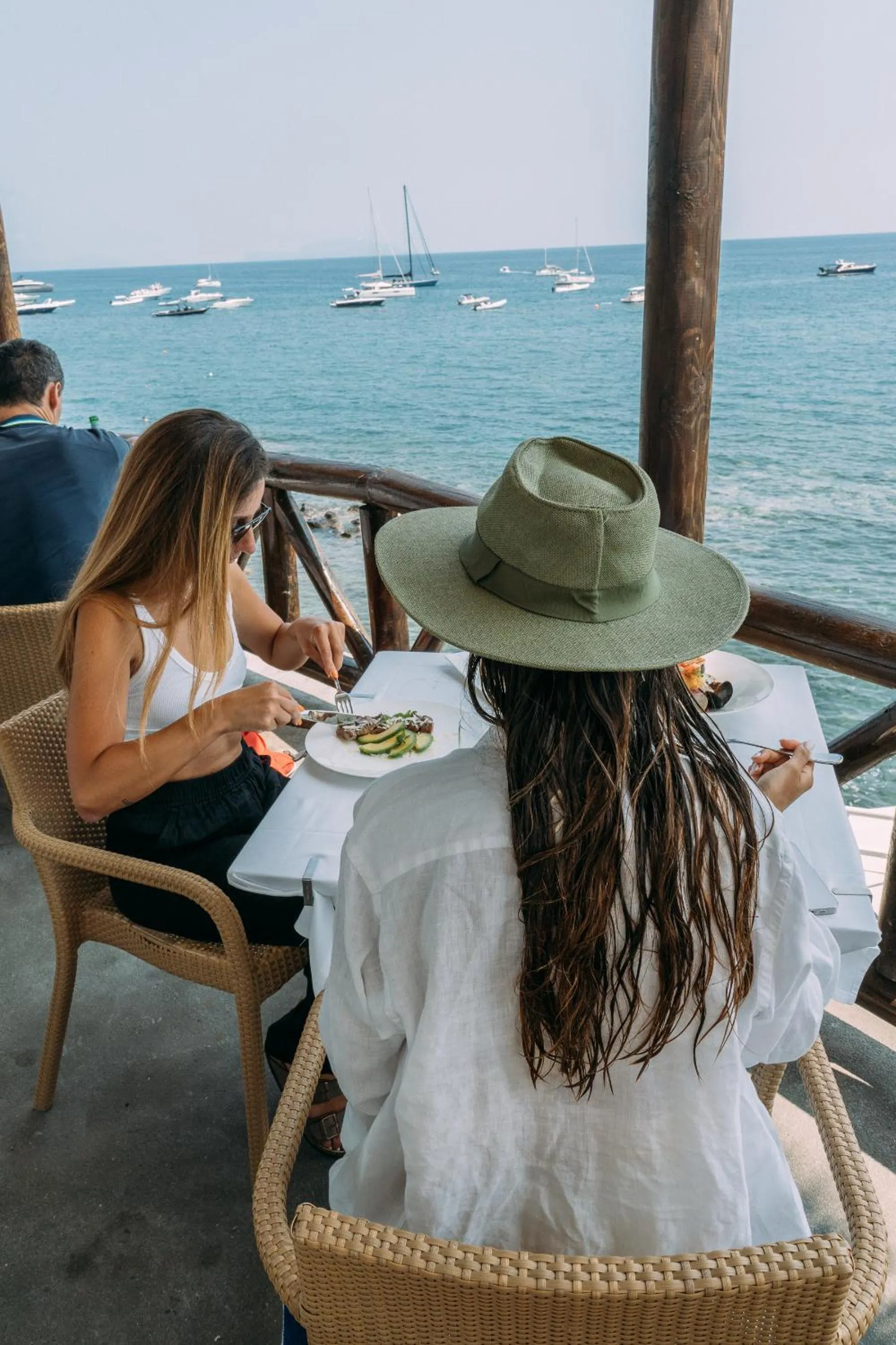 Restaurant/places to eat in Miramare Sea Resort & Spa