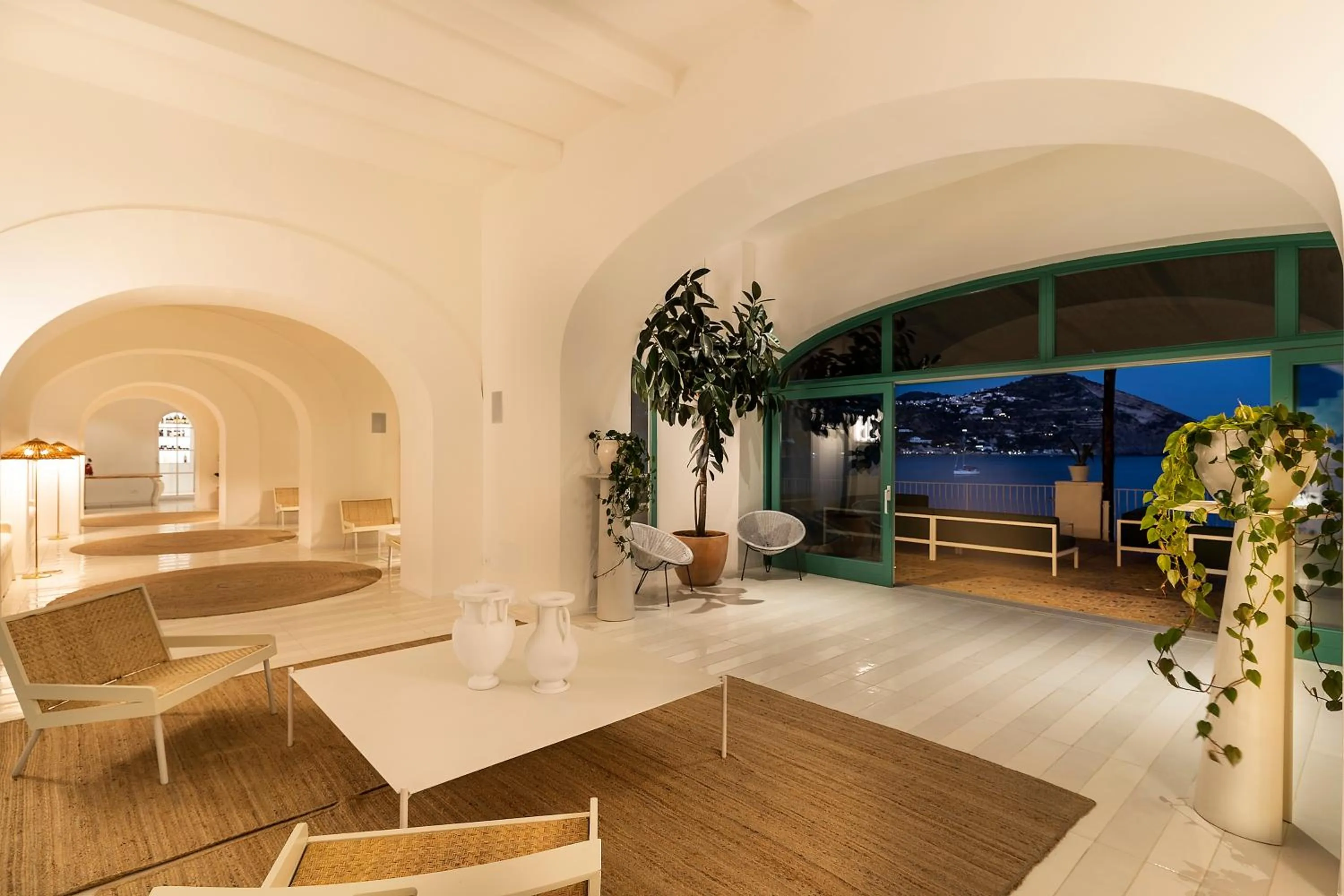 Restaurant/places to eat in Miramare Sea Resort & Spa