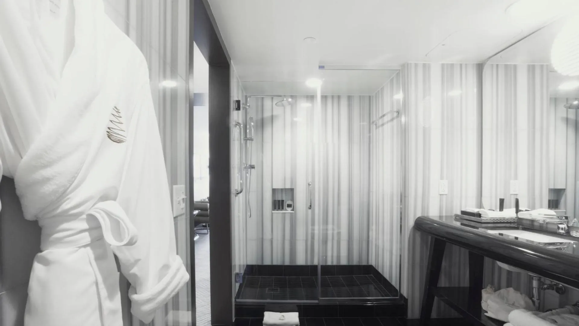 Bathroom, Bed in The Watergate Hotel Georgetown