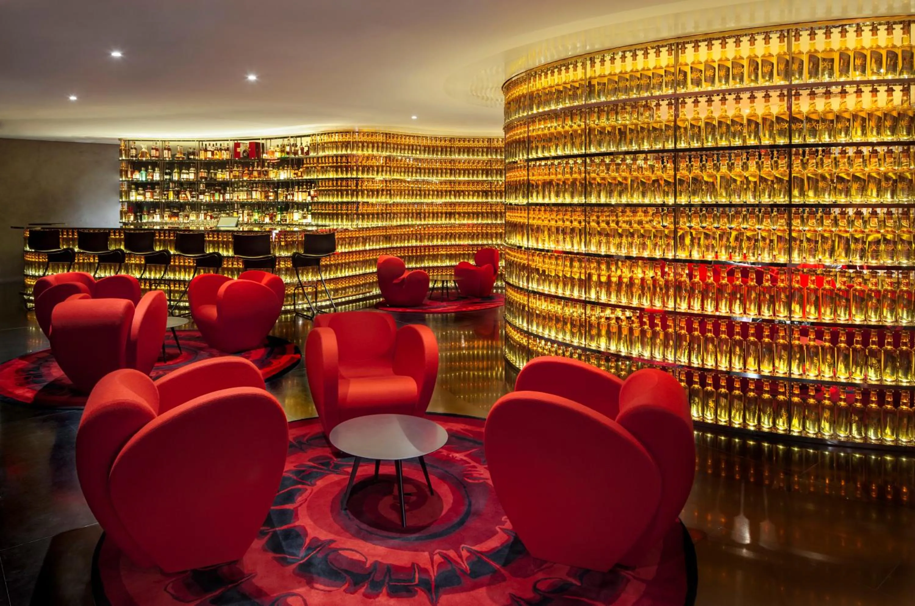 Lounge or bar in The Watergate Hotel Georgetown