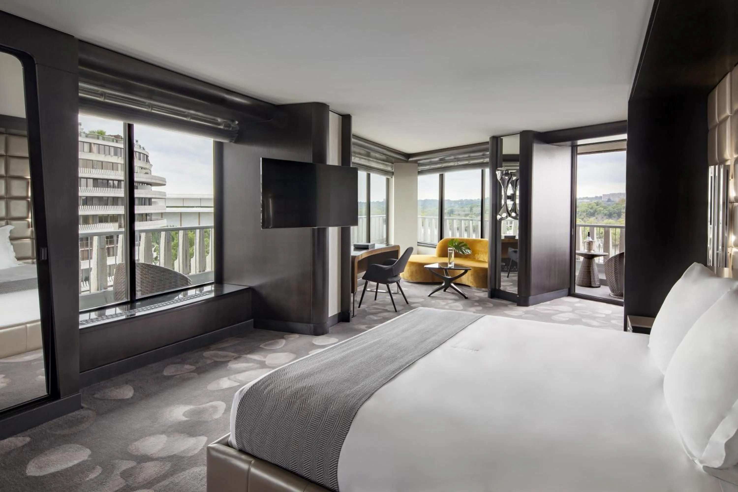 Bed in The Watergate Hotel Georgetown