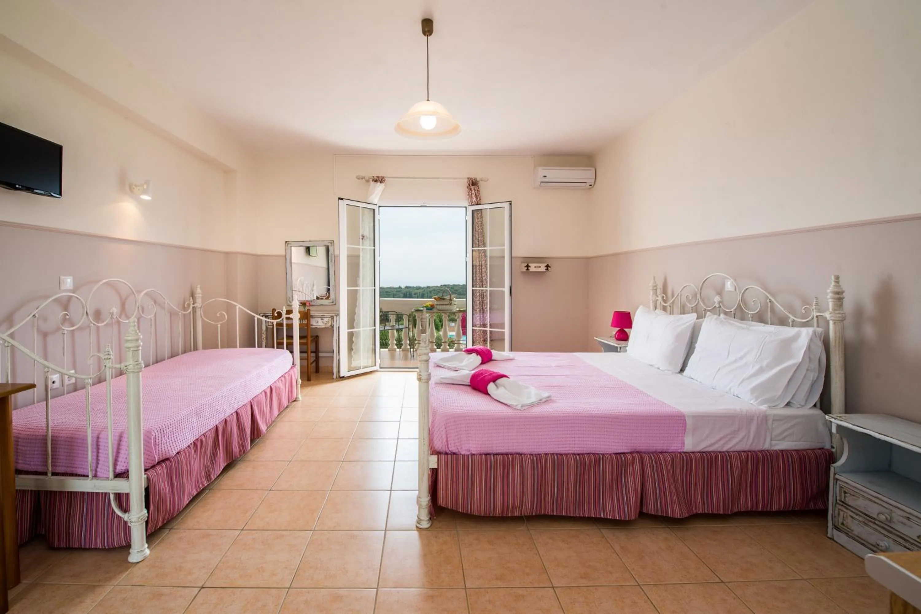 Bedroom, Bed in Elaias Gi Residence