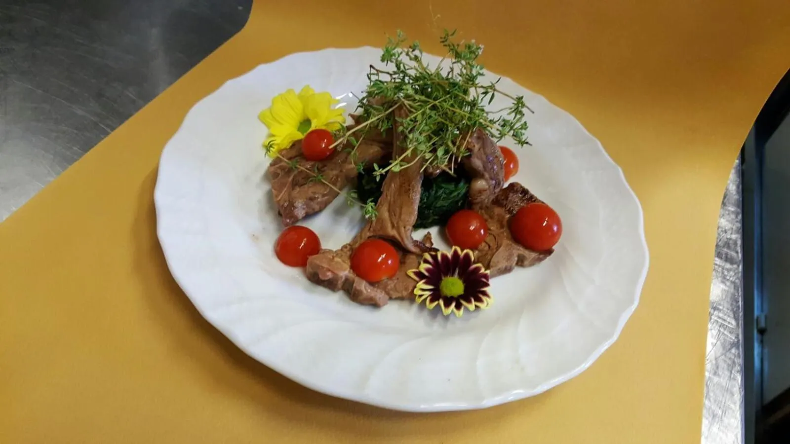 Restaurant/places to eat in La Castellaia Resort