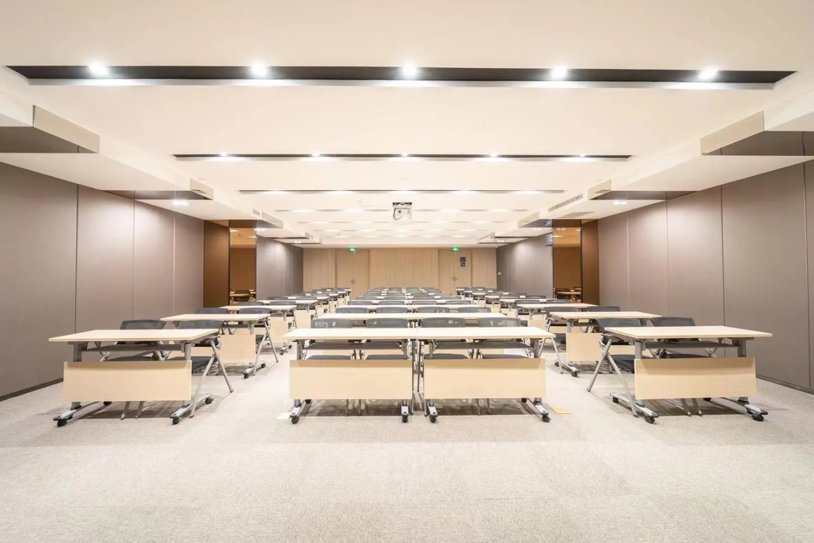 Atour Hotel Harbin Songbei Sunac Mao