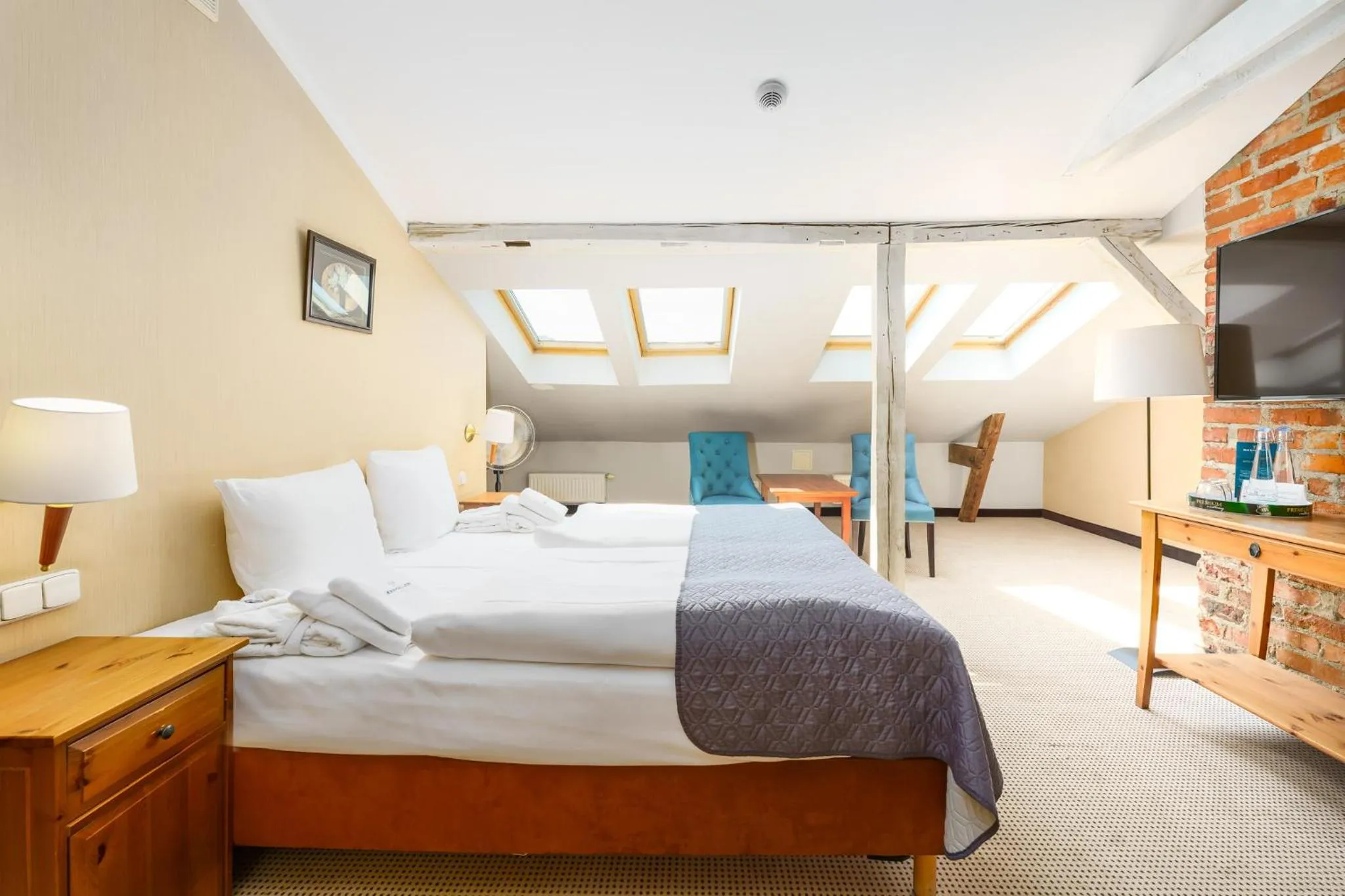 Bed in Maxymilian Unique Hotel - Adults Only