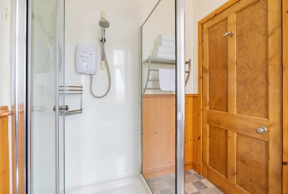 Bathroom in Strathview Lodge B&B