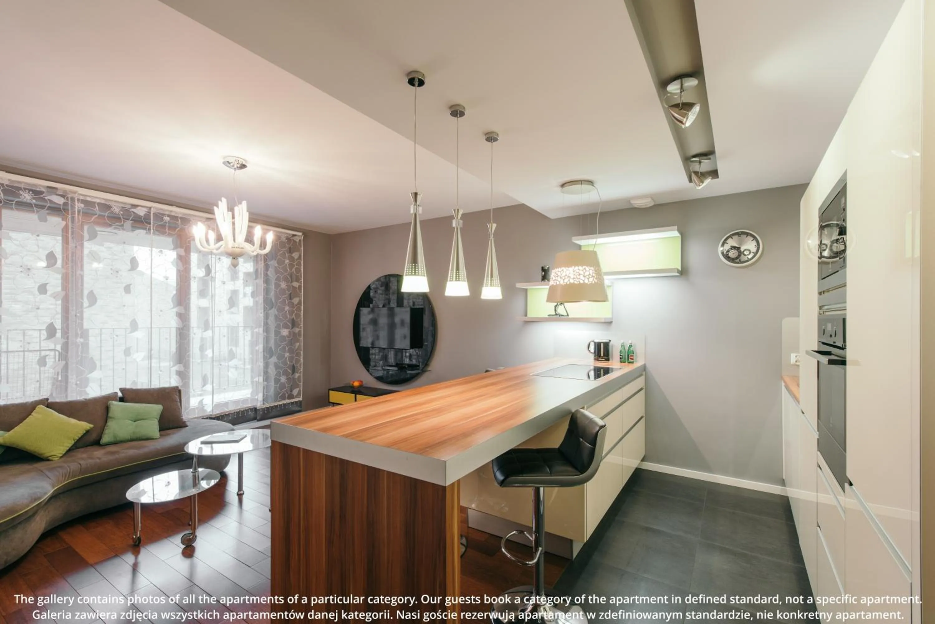 TV and multimedia in EXCLUSIVE Aparthotel Kraków Browar Lubicz