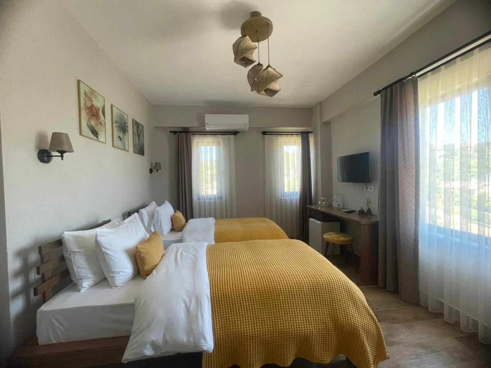 Bed in Kyla Kocadere Mansion