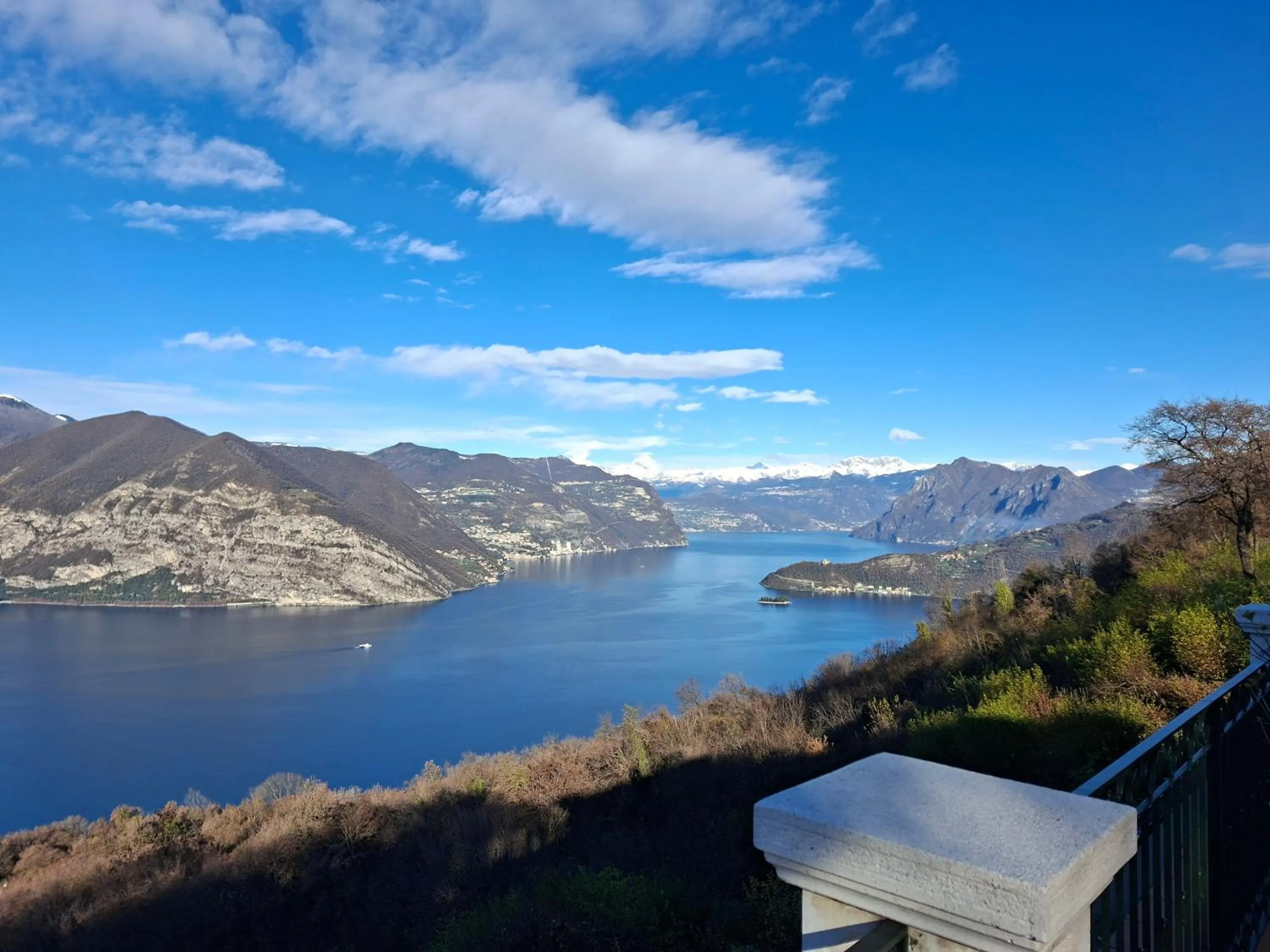 Lake view in Relais I Due Roccoli