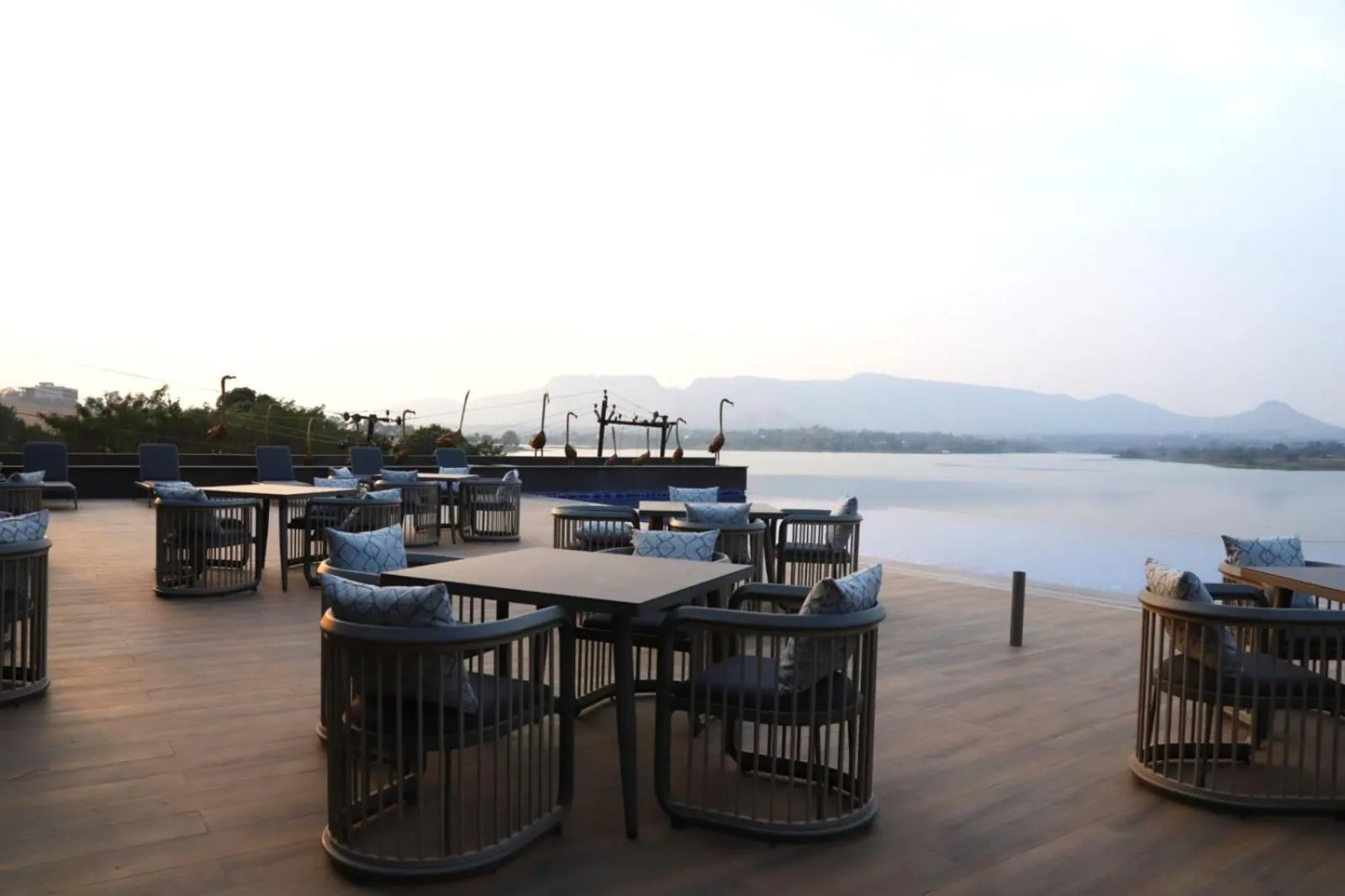 Restaurant/places to eat in Mastiff Select Riveria Resort, Igatpuri Road, Nashik